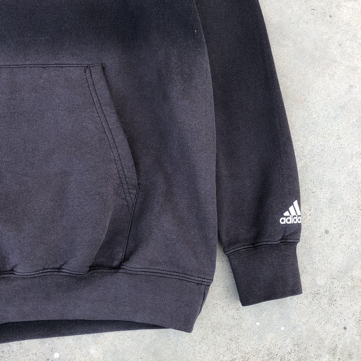 Vintage VTG FADED Adidas x MLB Chicago WhiteSox Baseball Sweatshirts Size US M / EU 48-50 / 2 - 5 Thumbnail
