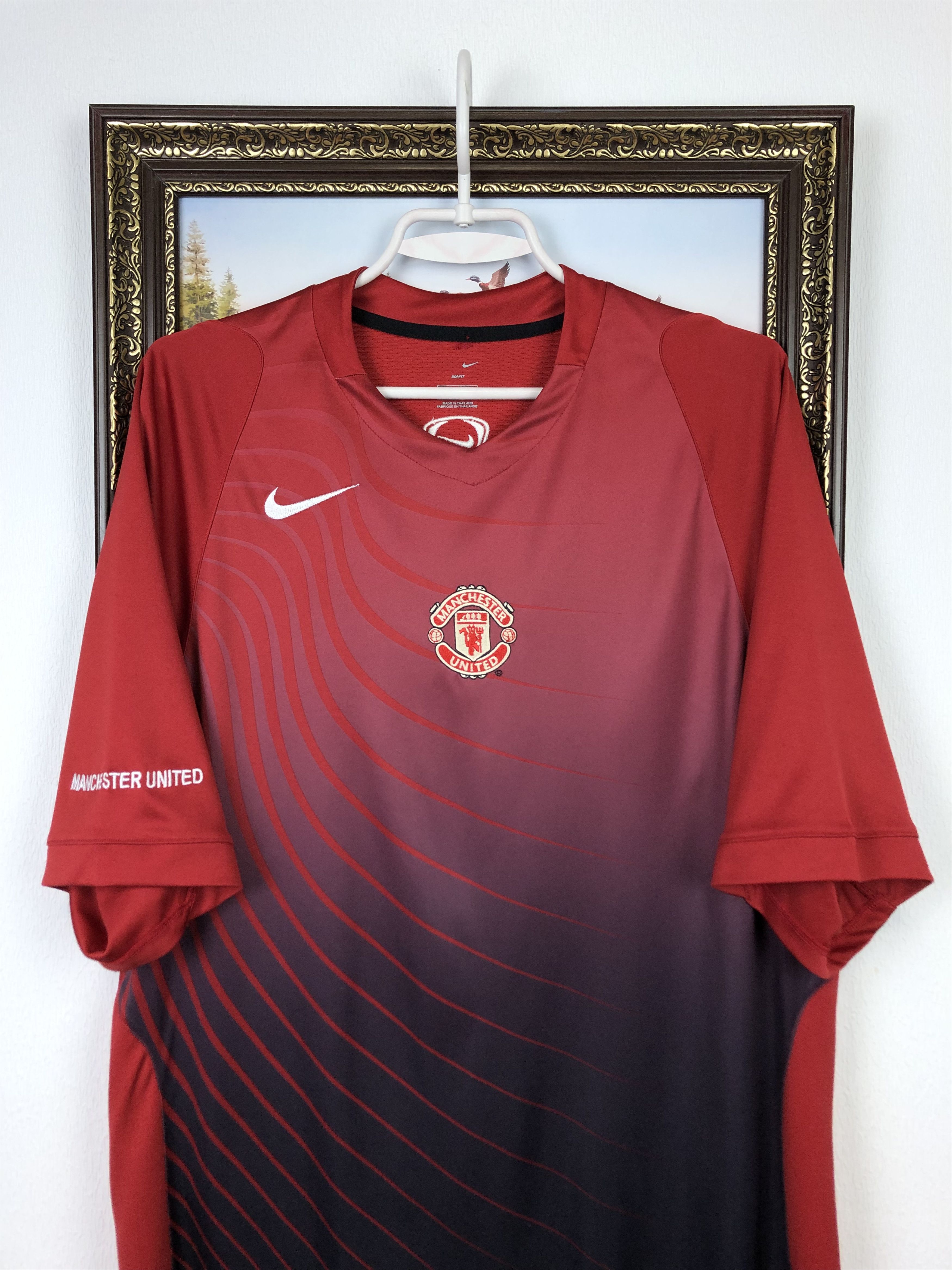 Nike Vintage Nike Manchester United Football Shirt Train Tee Hype Size US L / EU 52-54 / 3 - 2 Thumbnail