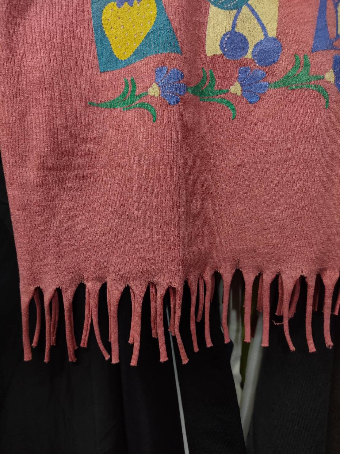 Disney Vtg 90's Disney " Pocahontas " Movie Promo Fringe T-Shirt Size US S / EU 44-46 / 1 - 9 Thumbnail