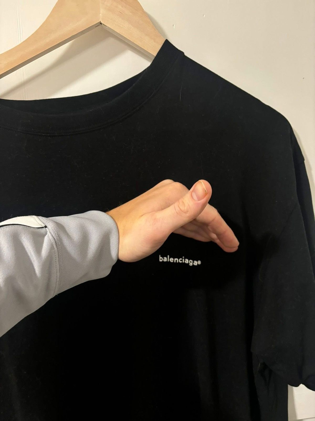 Balenciaga Small logo tee Size US XL / EU 56 / 4 - 5 Thumbnail