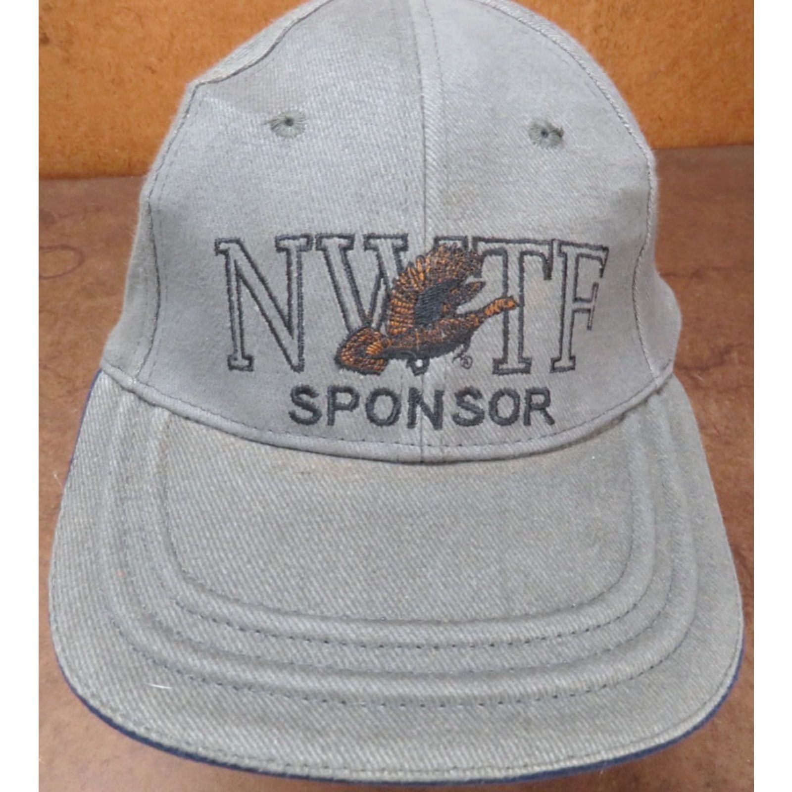 Vintage VTG NWTF National Wild Turkey Federation Sponsor Gobbler Hunting trucker cap hat Size ONE SIZE - 2 Thumbnail