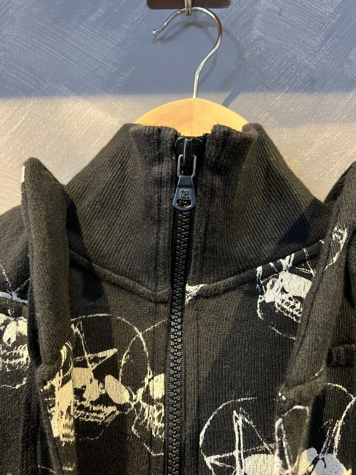 Japanese Brand Ugiz Skulls Zipper Hoodie Size US M / EU 48-50 / 2 - 5 Thumbnail