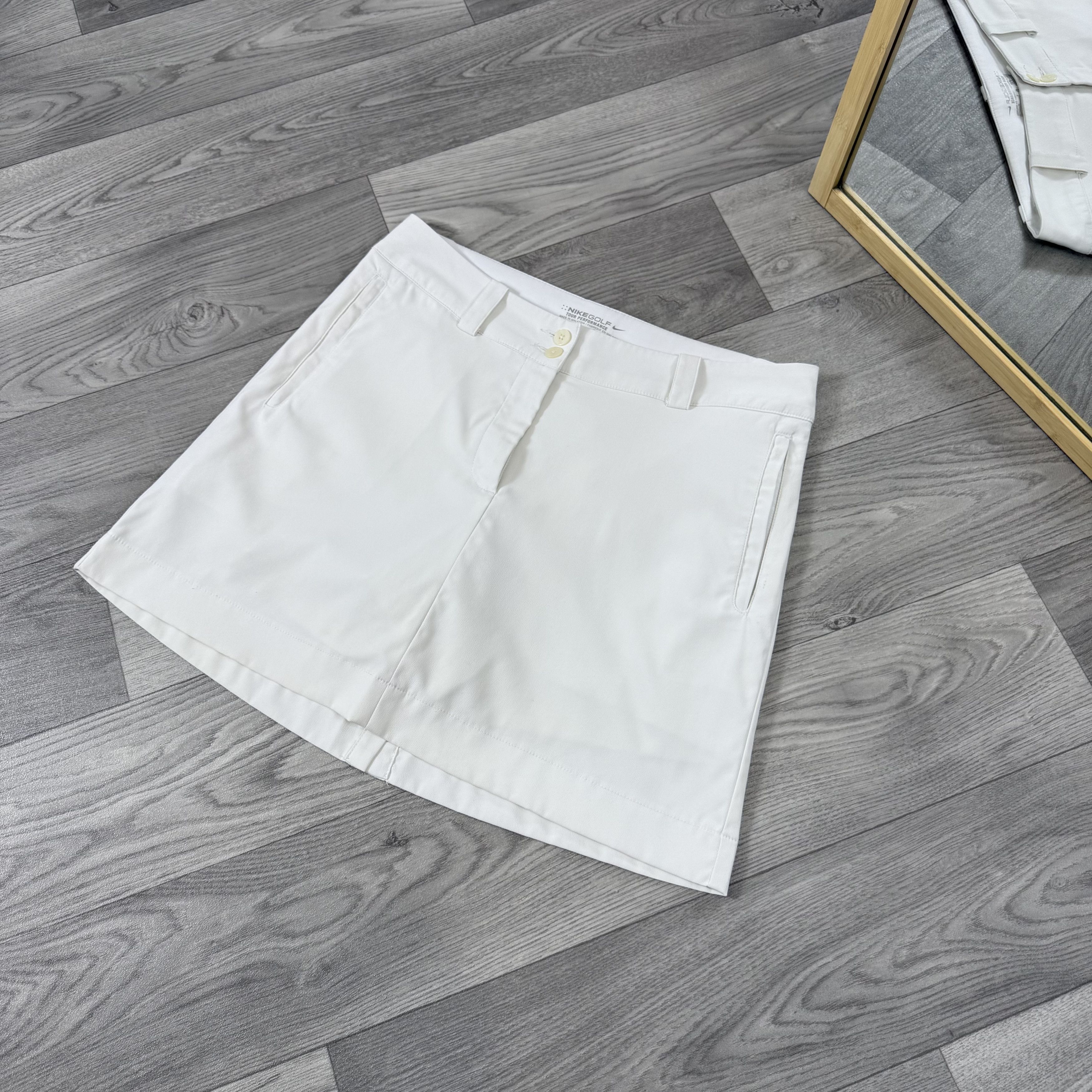Nike Vintage Nike 90s White Tennis Golf Old Money Midi Skirt Size 28" / US 6 / IT 42 - 7 Thumbnail