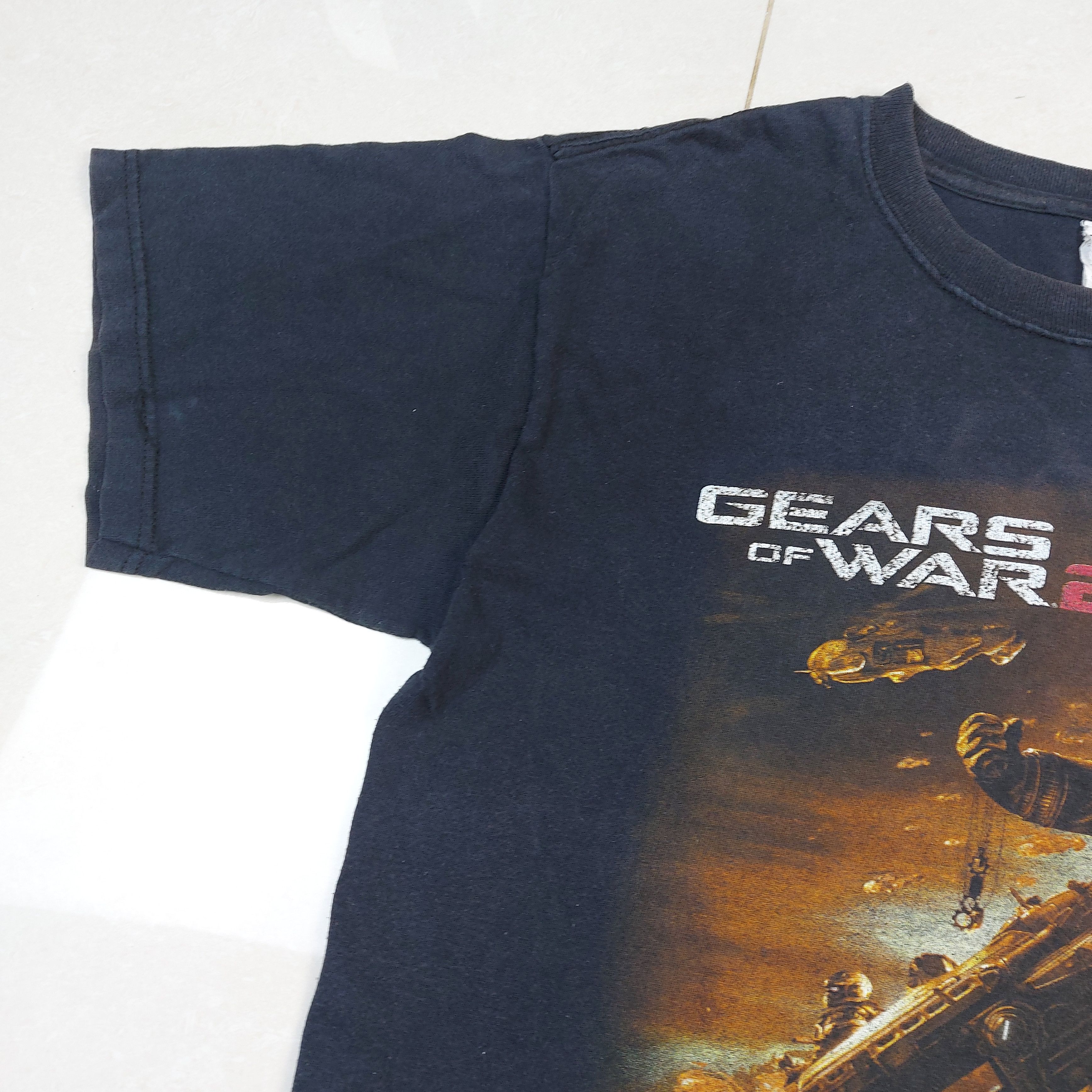 Microsoft Vintage 2008 Gears Of War 2 Marcus Fenix Xbox 360 TEE Size US L / EU 52-54 / 3 - 9 Thumbnail