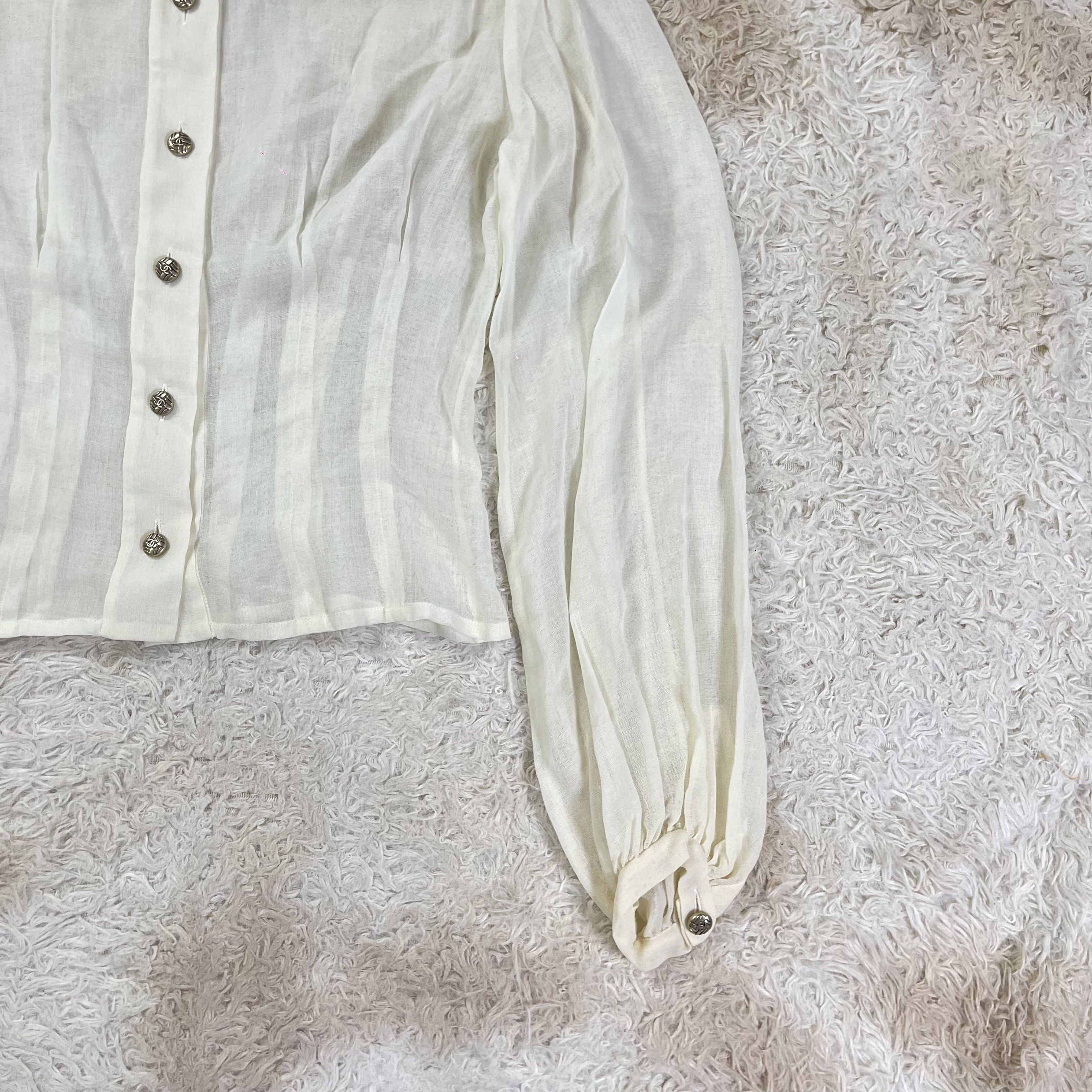 Chanel CHANEL- Long Sleeve Wool Blouse with Coco Mark Buttons Size XS / US 0-2 / IT 36-38 - 3 Thumbnail