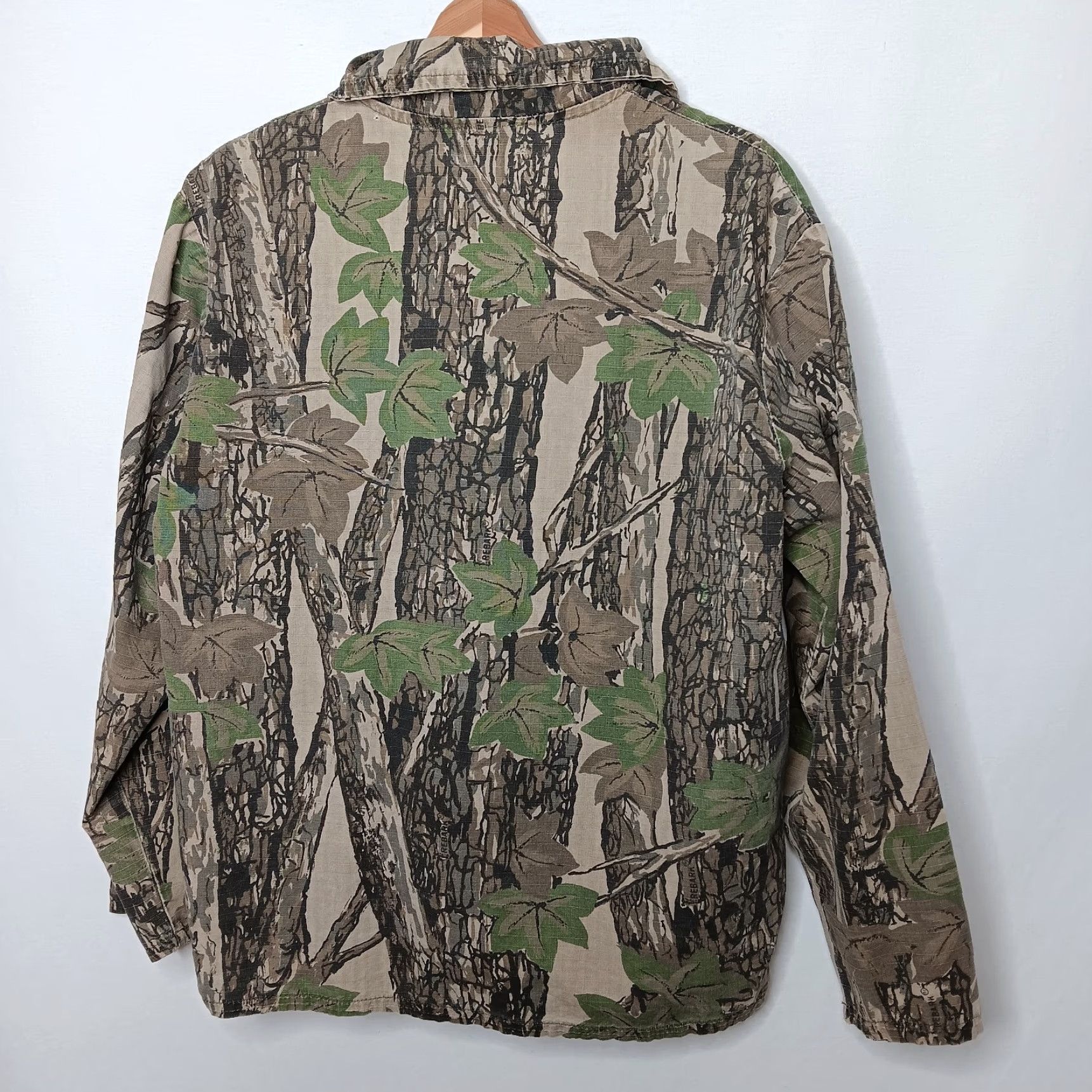 Bark VINTAGE Patriot Industries Jacket M Tree Bark Camo Hunting Distressed Outdoors Green and Brown Men Regular Lightweight Mid-Length Size US M / EU 48-50 / 2 - 3 Thumbnail
