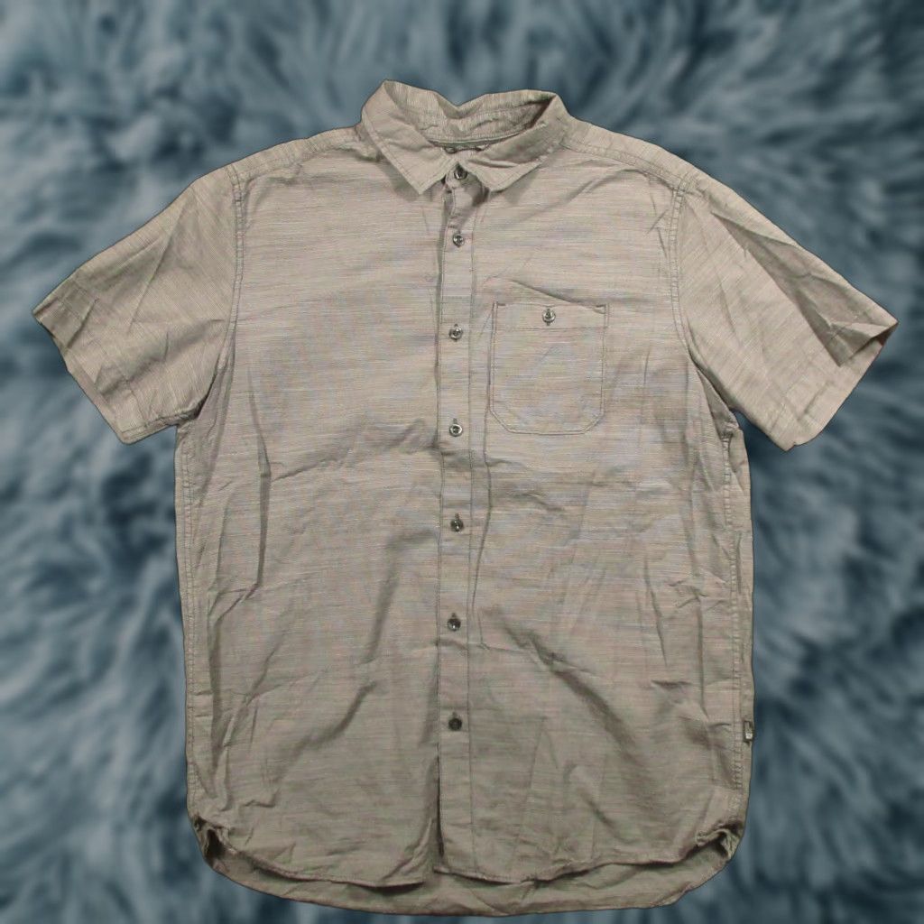 The North Face The North Face Shirt Mens L Gray Striped Short Sleeve Button Up Front Pocket Regular Fit Size US L / EU 52-54 / 3 - 1 Thumbnail