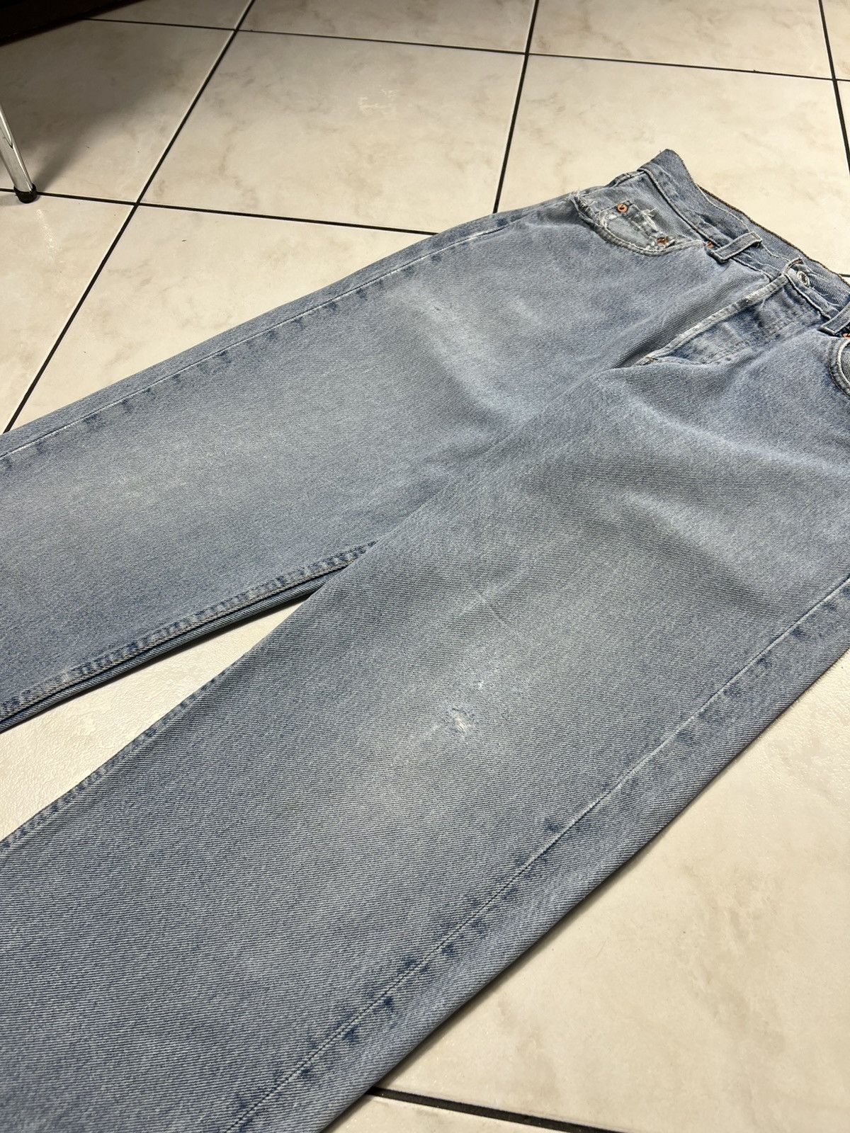 Levi's Vintage 90s Levi’s 518 light blue washed distressed jeans Size US 33 - 8 Thumbnail