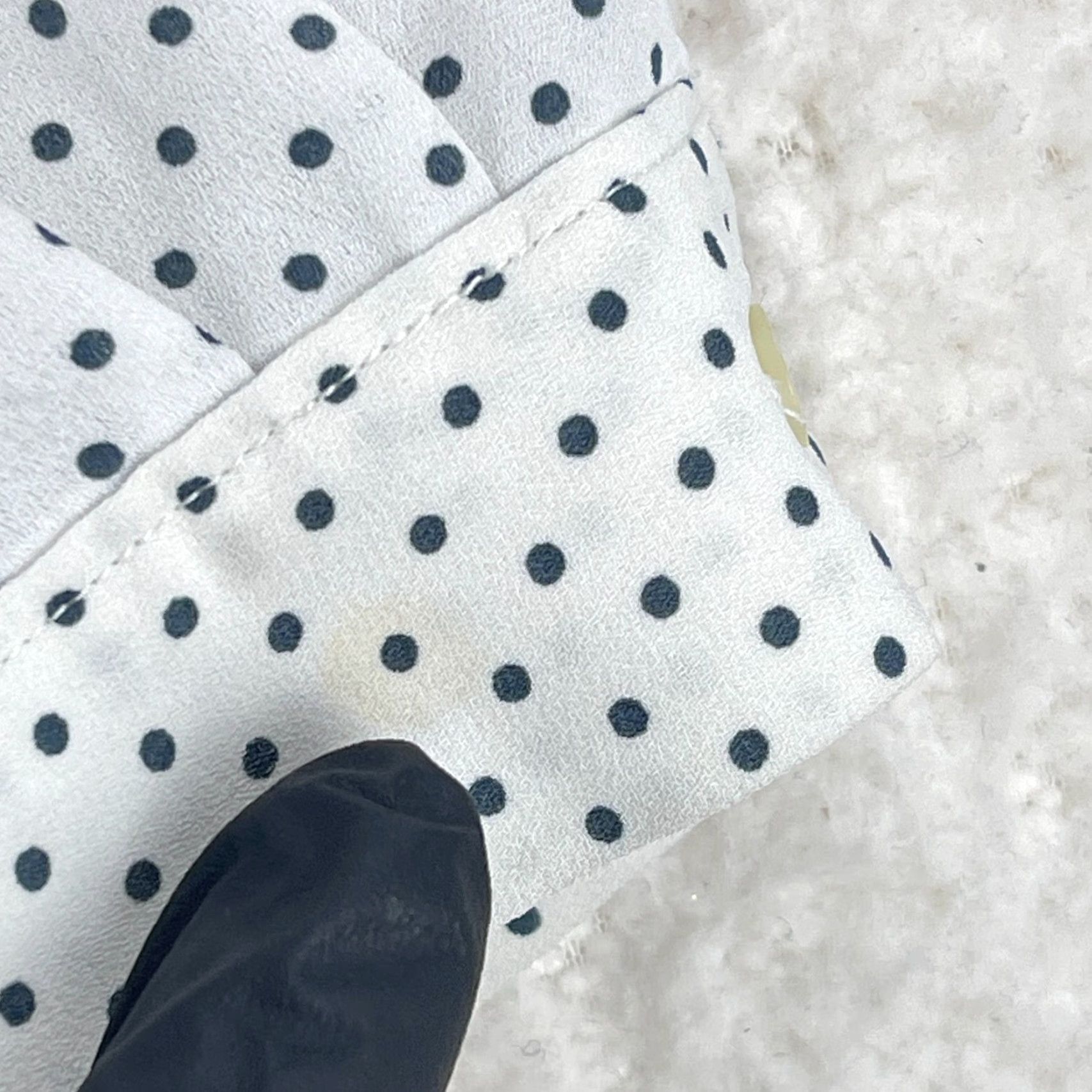 Loft LOFT Outlet White Black Polka Dot Print Shirt Womens V-Neck Long Sleeve Size Large Size L / US 10 / IT 46 - 6 Thumbnail
