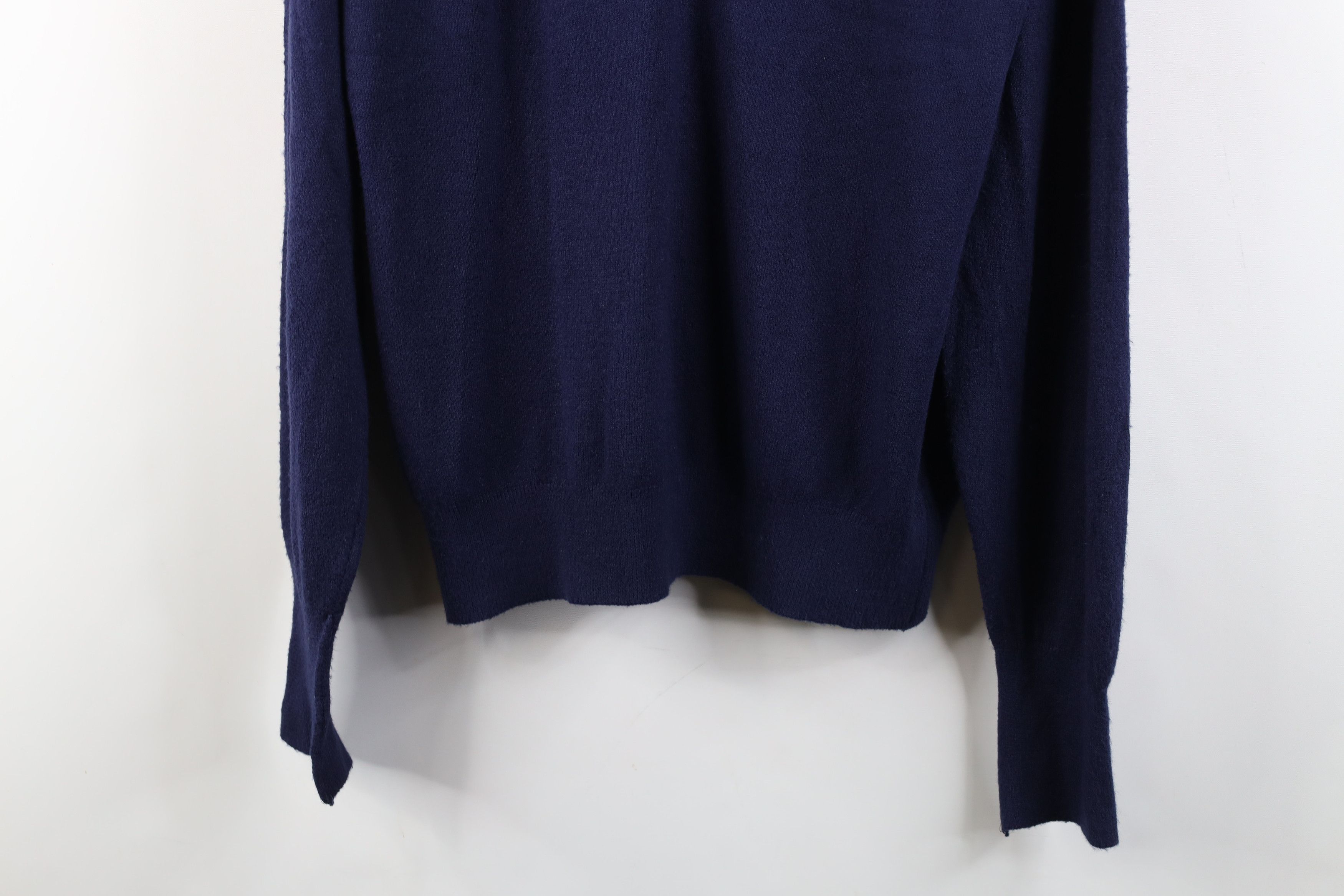 Vintage Vintage 70s Streetwear Soft Knit V-Neck Sweater Blue USA Size US M / EU 48-50 / 2 - 3 Thumbnail