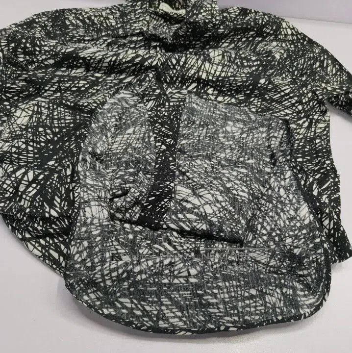 Balenciaga Balenciaga Graffiti Long Sleeve Shirt for Unisex. Size US M / EU 48-50 / 2 - 8 Thumbnail