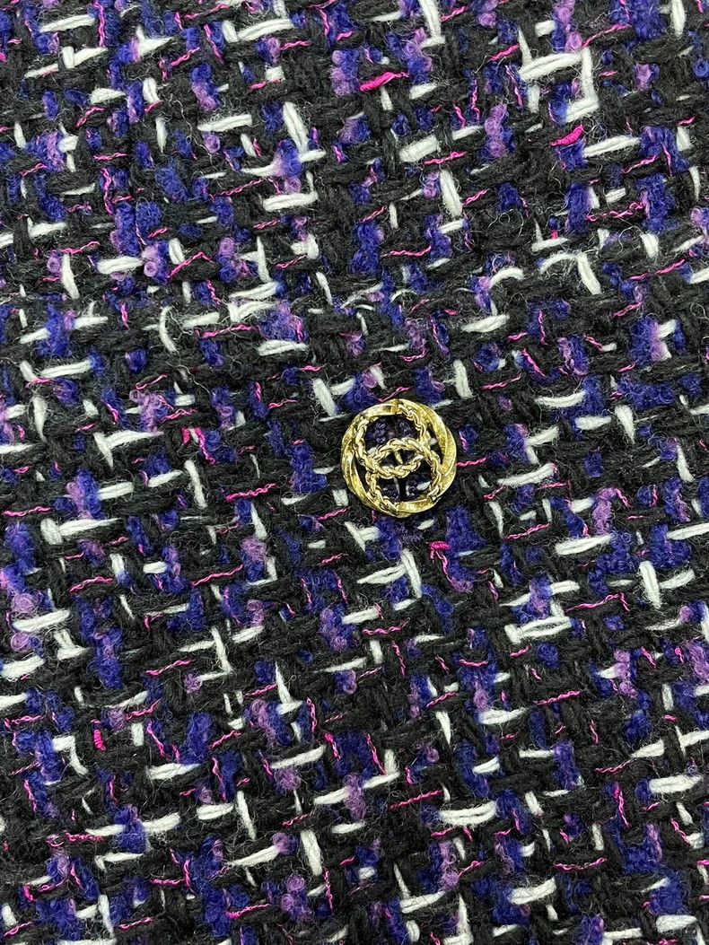 Chanel 23B color-matched backless tweed woven dress