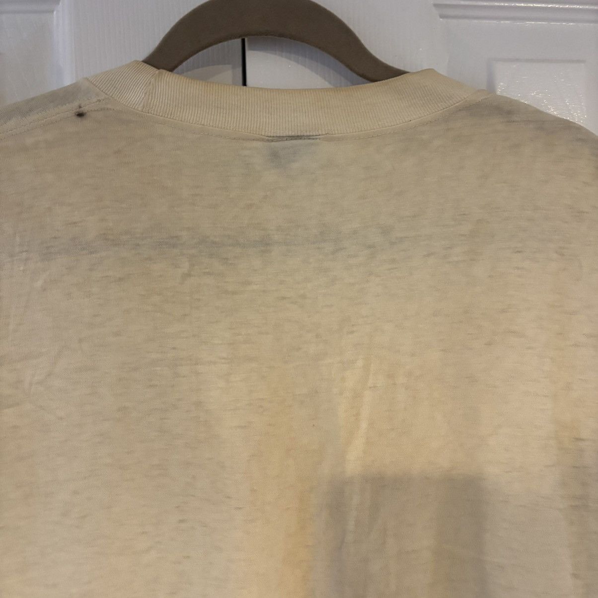 Band Tees Eagles 1974 On the Border Sunfaded & Worn T-Shirt Size US L / EU 52-54 / 3 - 5 Thumbnail