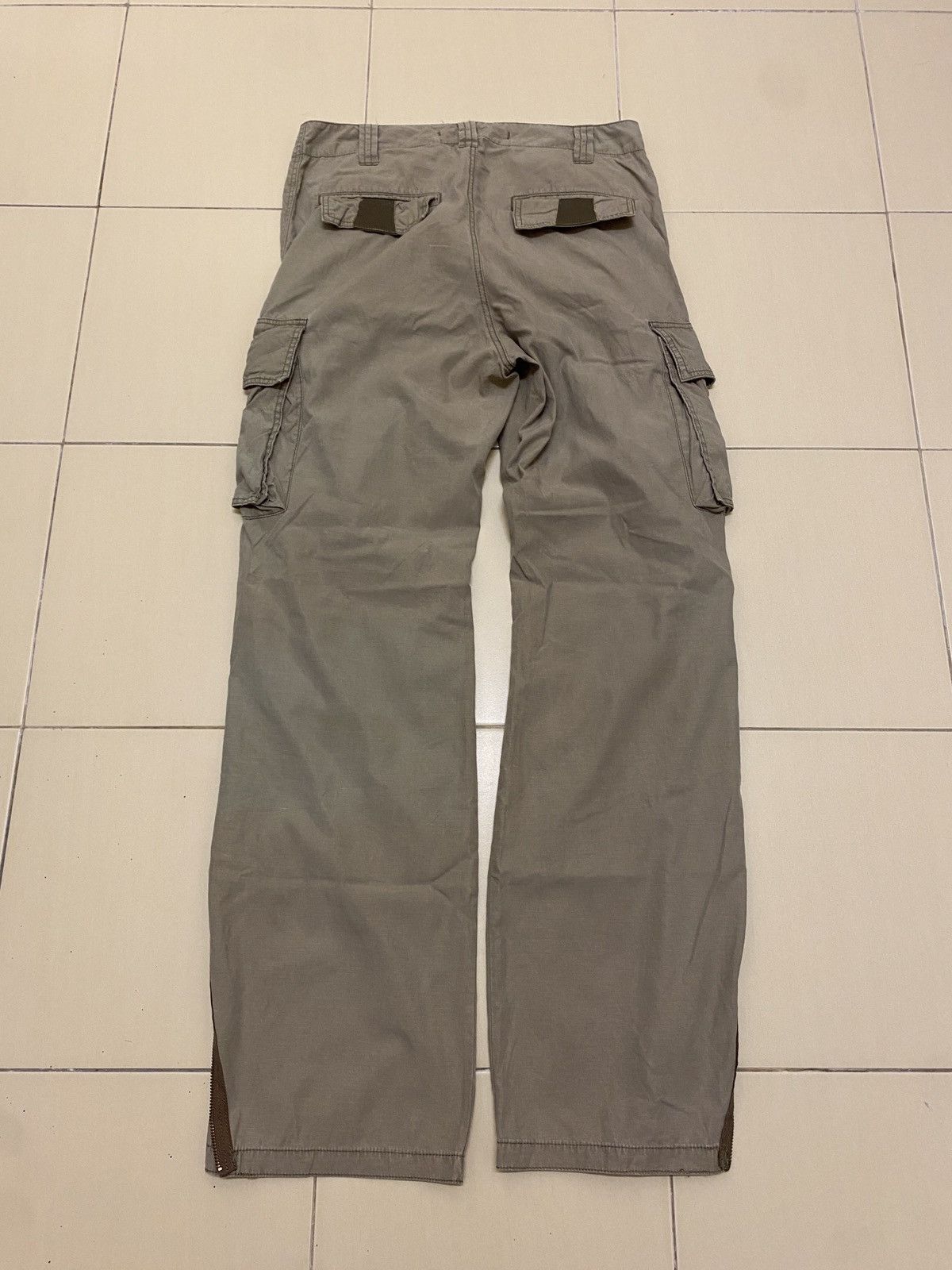 Japanese Brand And A Cargo Pants With Leather Detailing Size US 31 - 5 Thumbnail
