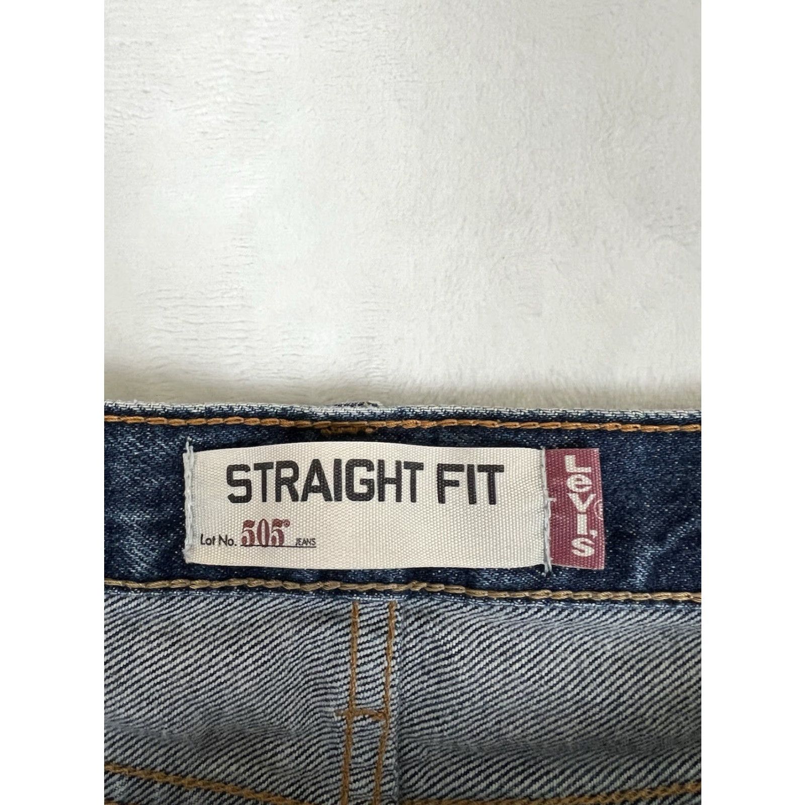 Levi's VINTAGE Levi’s 505 Jeans Denim Blue Medium Wash 40x30 Straight Jeans Men 90s USA Denim Straight Model Levi’s 505 Waist 40 Inseam 30 In Mens Size US 40 / EU 56 - 6 Thumbnail