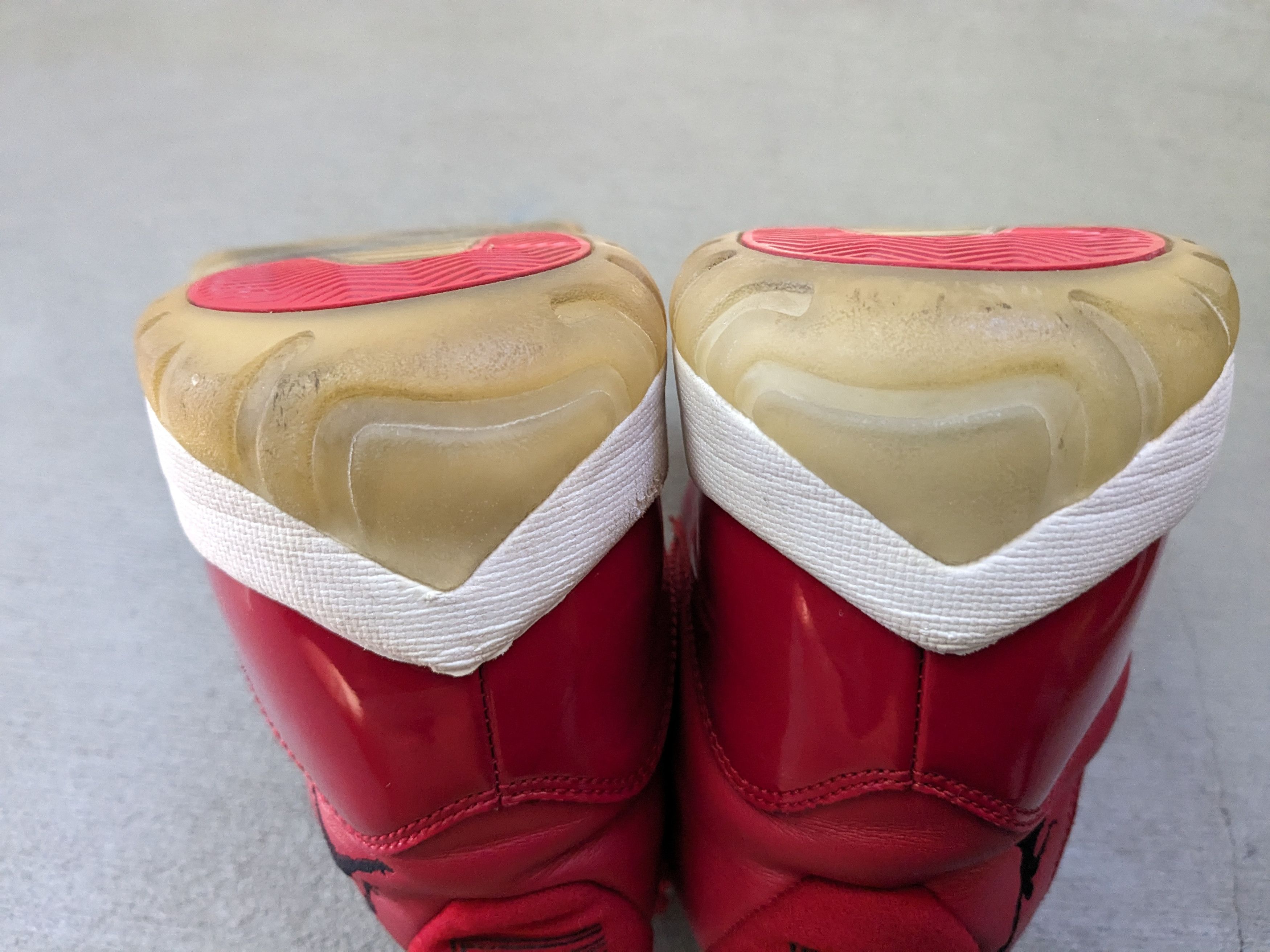 Jordan Brand Nike Air Jordan 11 Retro Win Like 96 Size 11 Red White Size US 11 / EU 44 - 16 Thumbnail