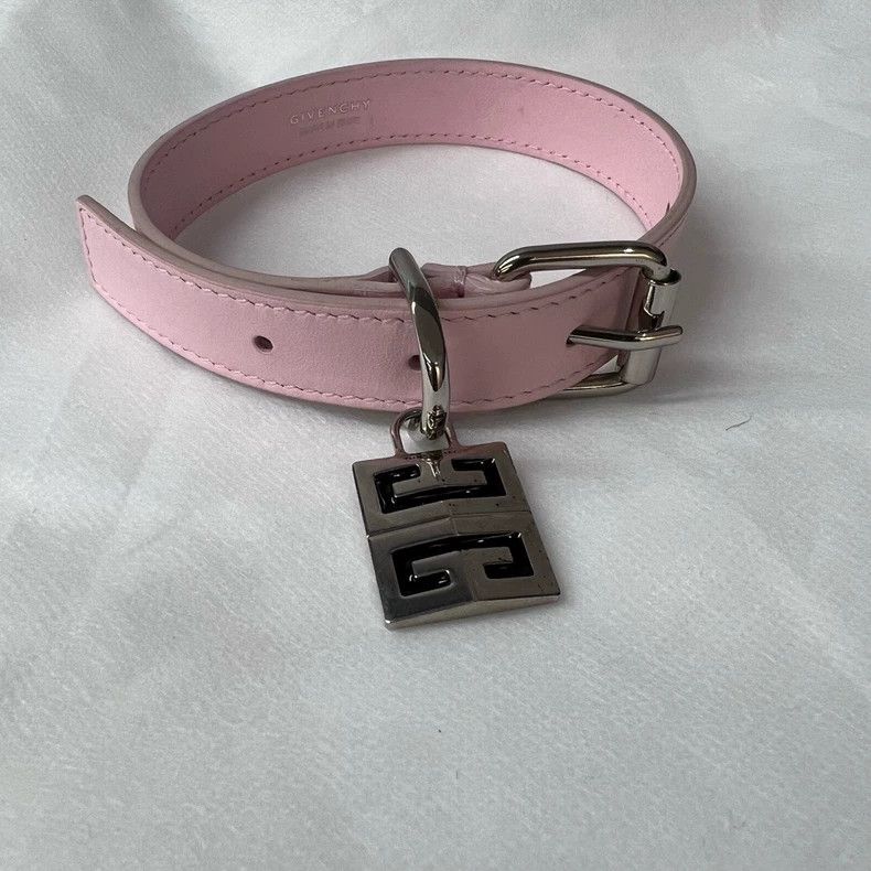 Givenchy Givenchy Trendy Personalized Pet Collar Pink Size ONE SIZE - 1 Thumbnail