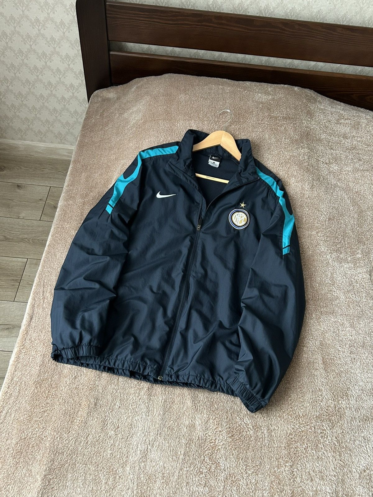 Nike Nike Inter Milan 2010-11 man's jacket size XL Size US XL / EU 56 / 4 - 1 Thumbnail