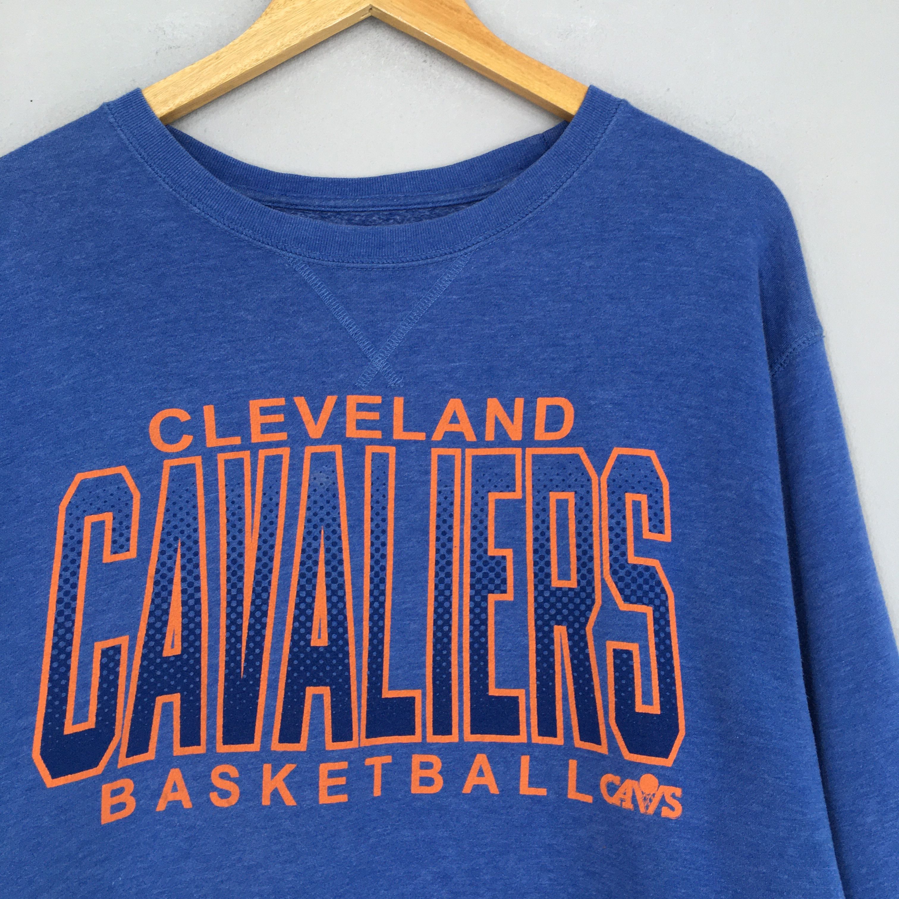 NBA Vintage Y2K Cleveland Cavaliers Nba Sweatshirt XLarge Size US XL / EU 56 / 4 - 2 Thumbnail