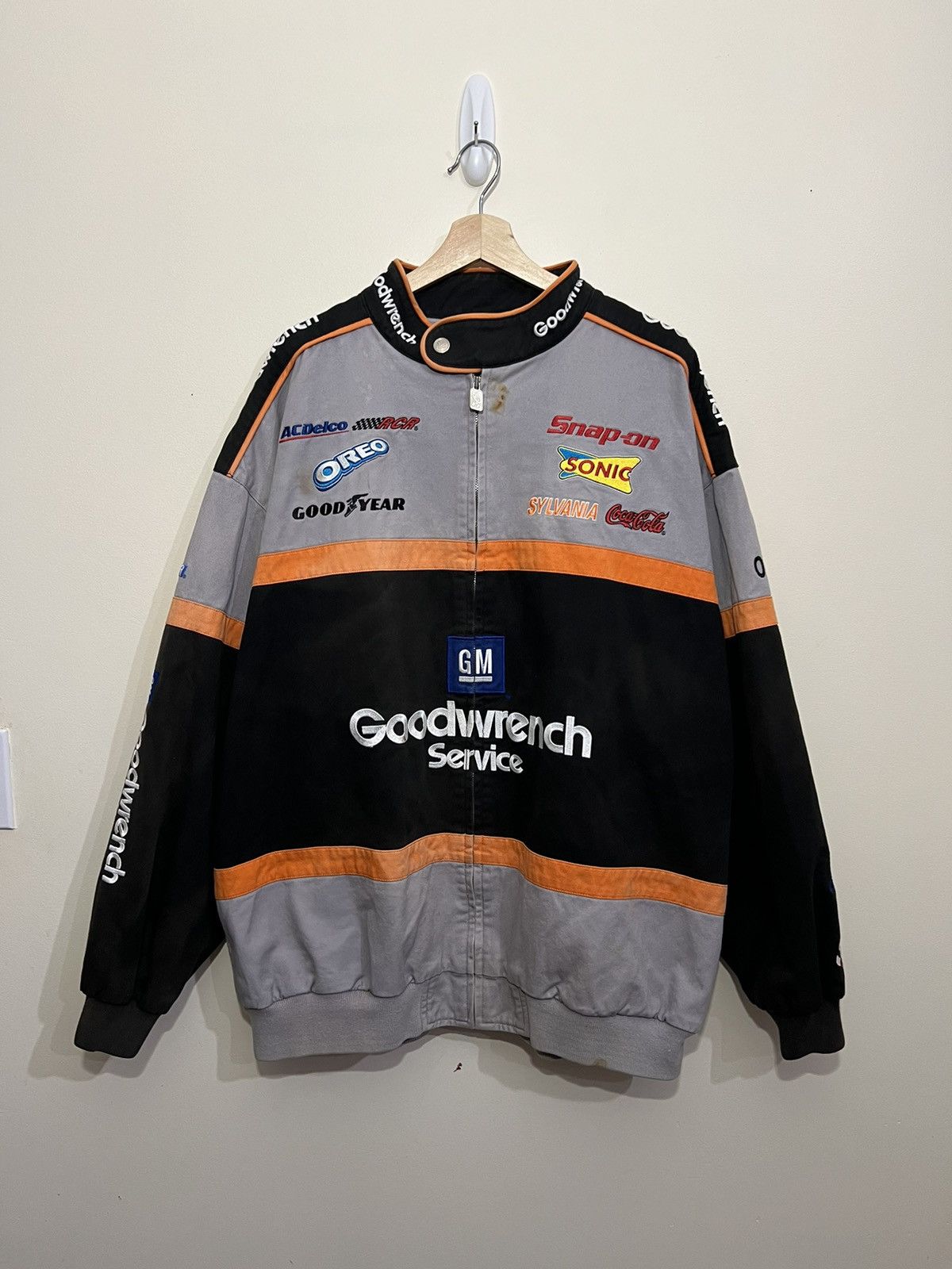 image of Chase Authentics x Racing Vintage Goodwrench Service Racing Jacket in Grey, Men's (Size 2XL)