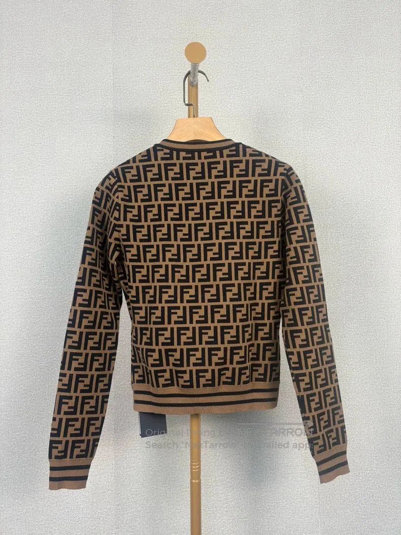 Fendi Fendi Logo Printed Knit Sweater. Size US S / EU 44-46 / 1 - 2 Thumbnail