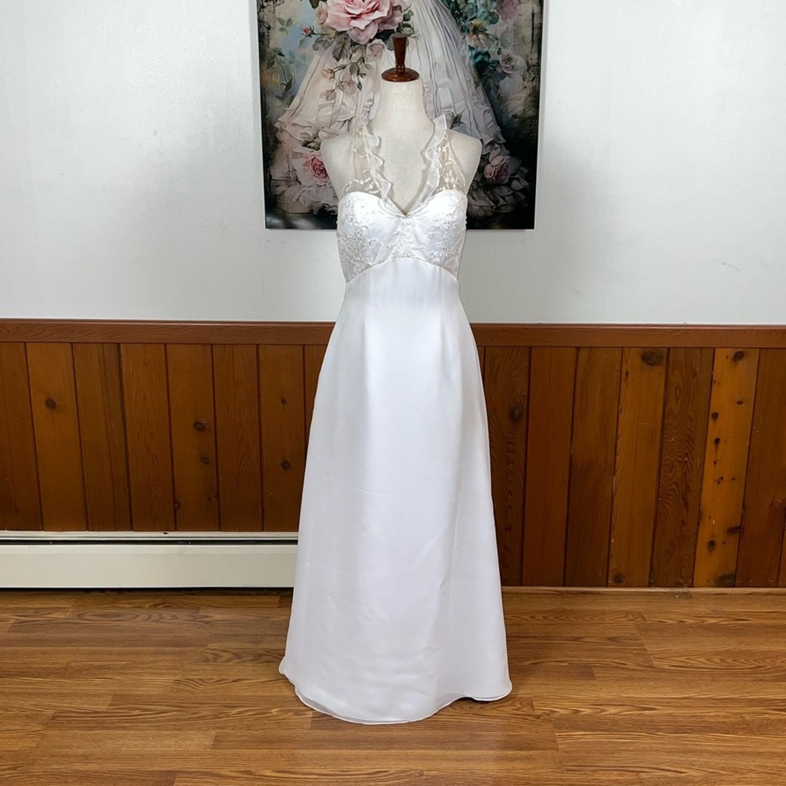 Vintage Vintage 90s Bridal Originals Ruffle Halter Wedding Gown! Size M / US 6-8 / IT 42-44 - 2 Thumbnail