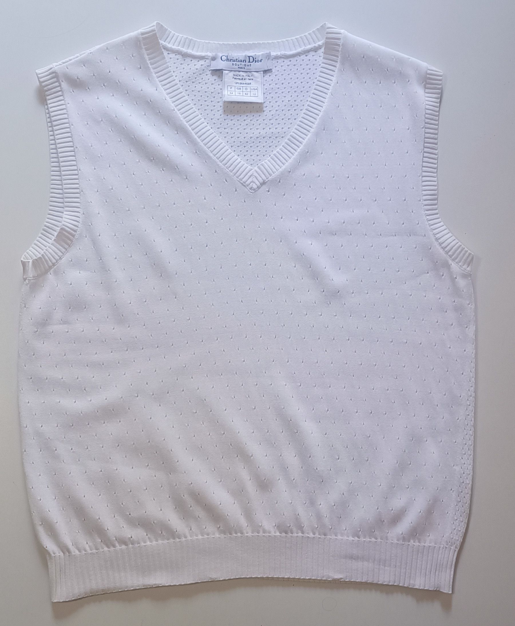 Dior Sleeveless perforated cotton top Size US S / EU 44-46 / 1 - 16 Thumbnail