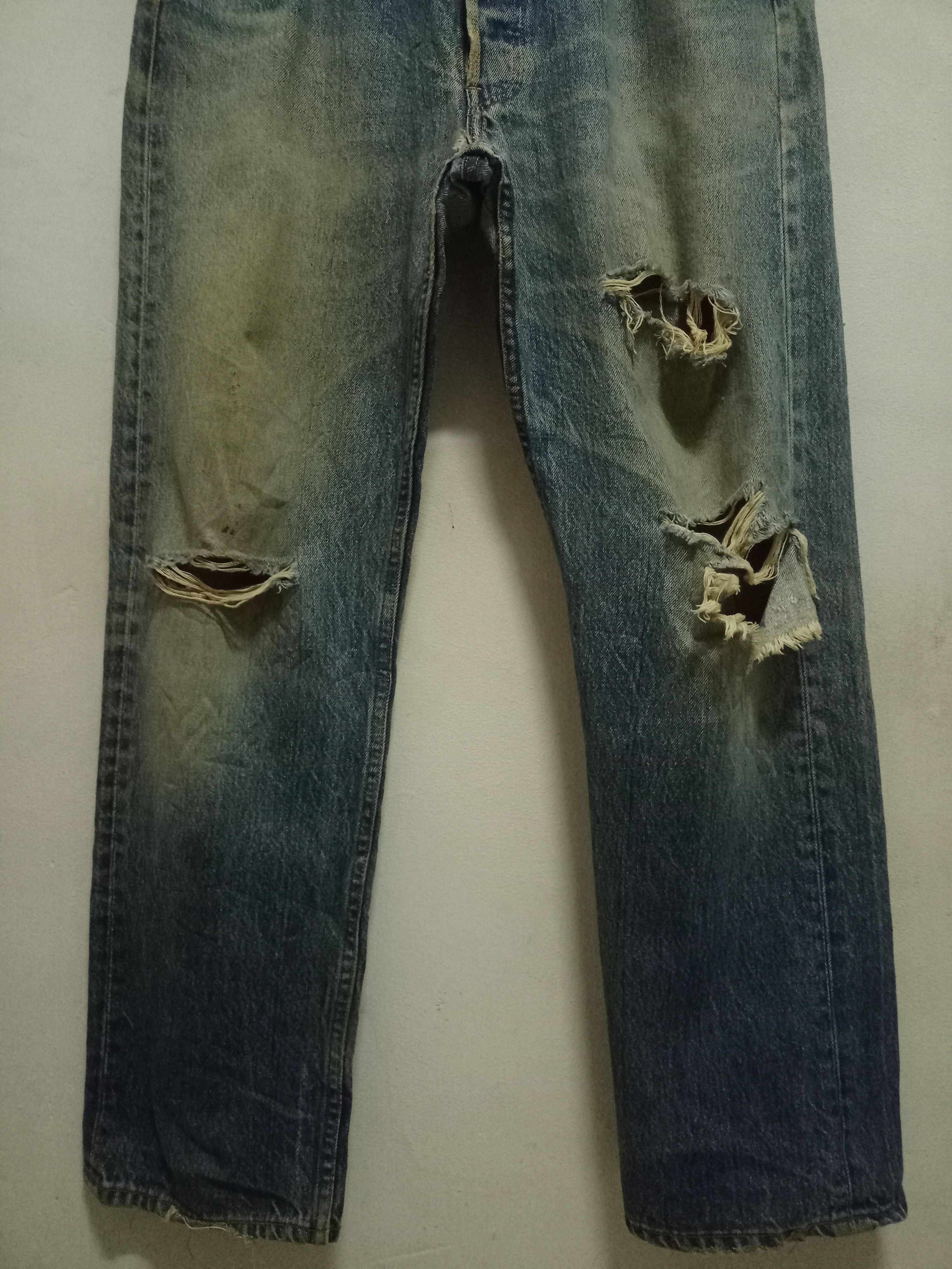 Levi's Vintage 90s Levis 501 Mud Wash Distressed Baggy Jeans 34x29 Size US 34 / EU 50 - 5 Thumbnail