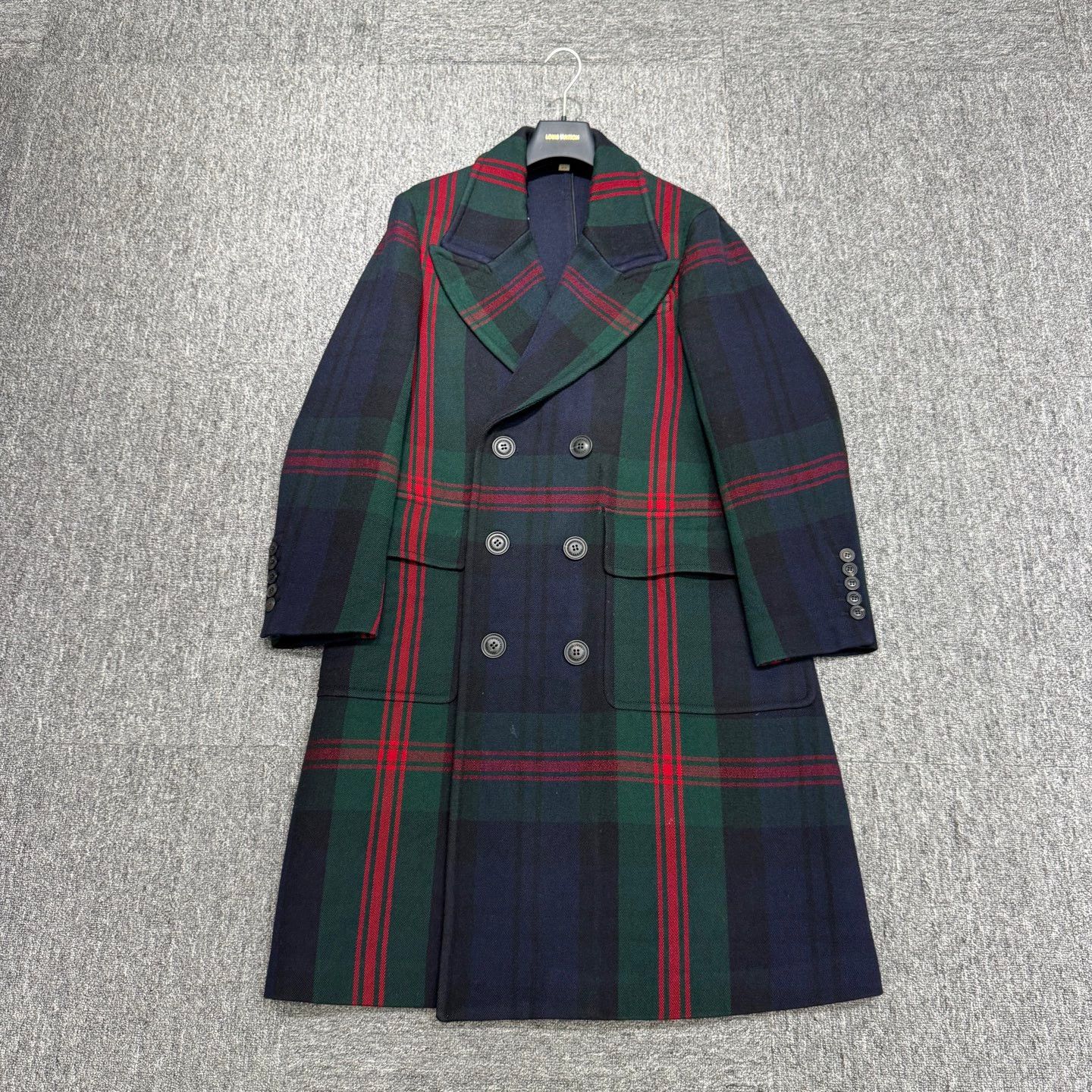 Burberry Burberry Red/Green Check Wool Coat Size 48 Size US M / EU 48-50 / 2 - 1 Thumbnail