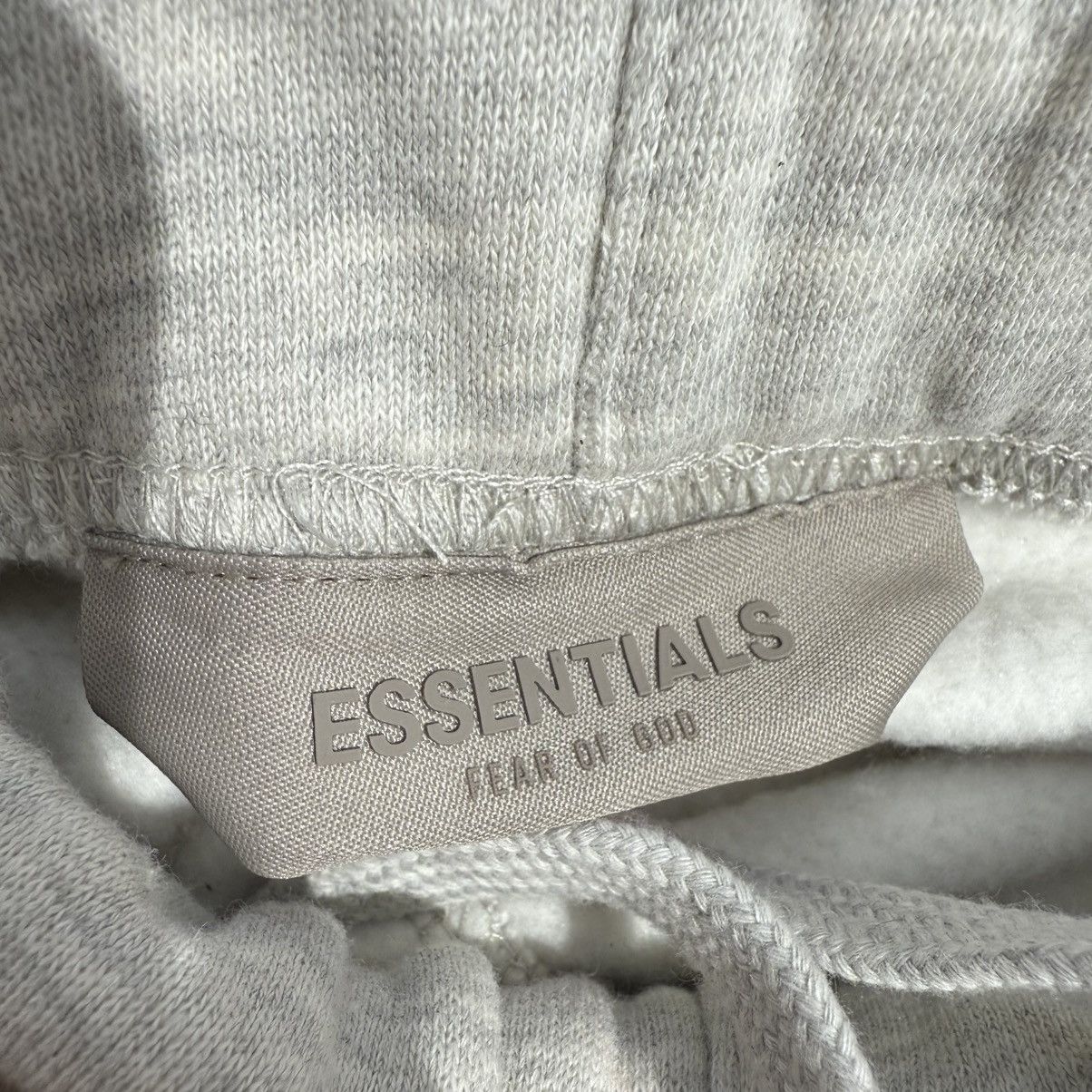 Fear of God Fear of God Essentials Sweatshort SS22 Light Oatmeal Size US 34 / EU 50 - 5 Thumbnail