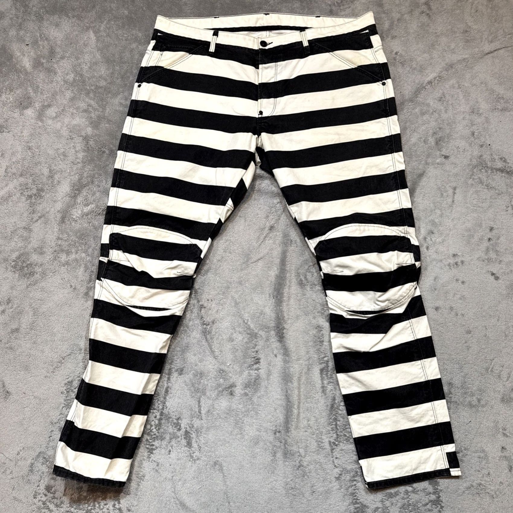 Vintage G-Star Raw Jeans 5622 3D Tapered Pharrell Williams Black White 38X32(30) Shirt Men Jeans Size US 38 / EU 54 - 2 Thumbnail