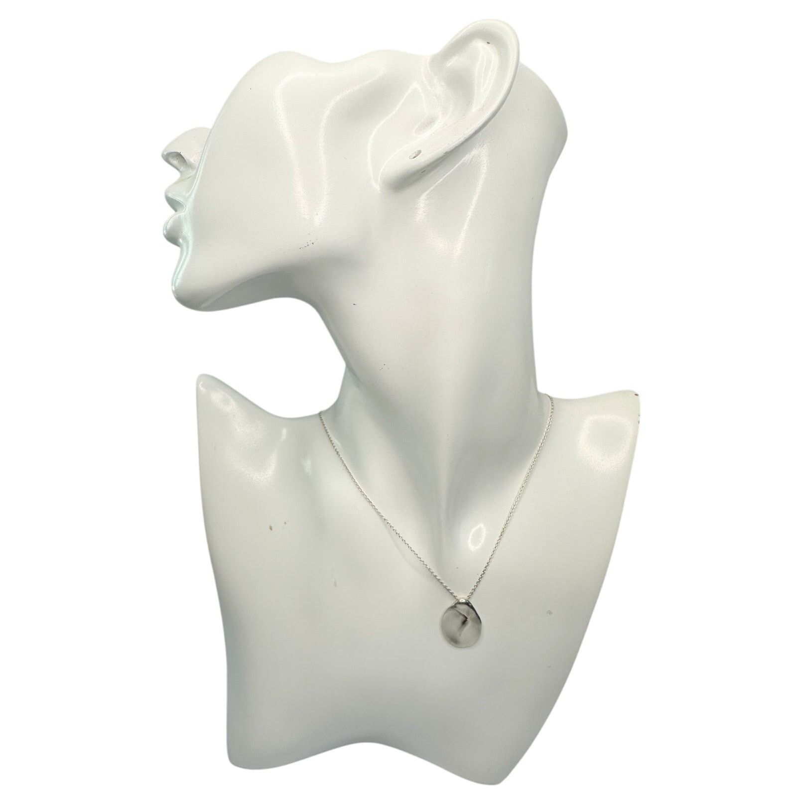 Tiffany & Co. Tiffany & Co Elsa Peretti Madonna Necklace - 16" Size ONE SIZE - 17 Thumbnail