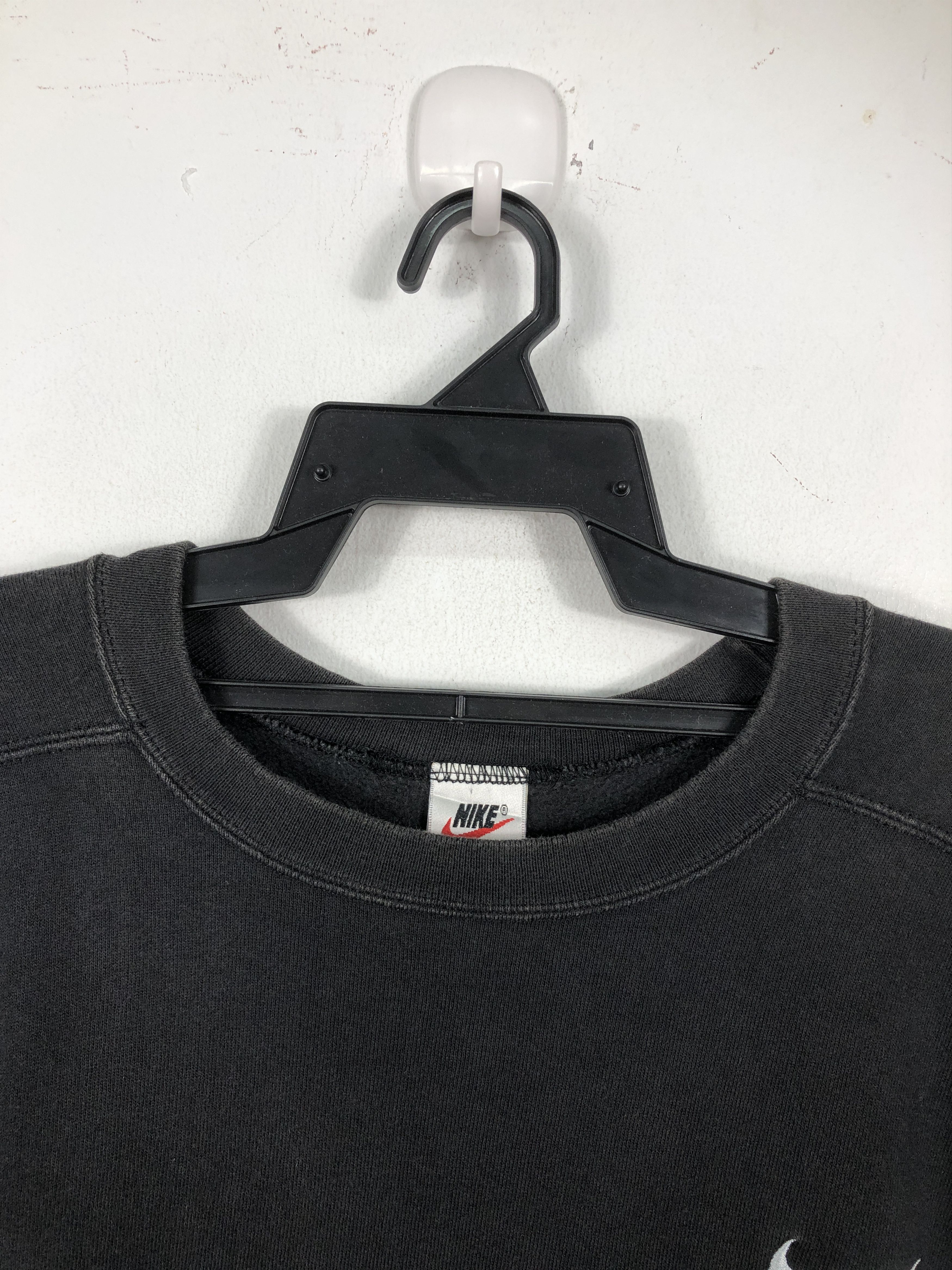 Nike Vintage Nike Small Swoosh Sweatshirt Size US XXL / EU 58 / 5 - 6 Thumbnail