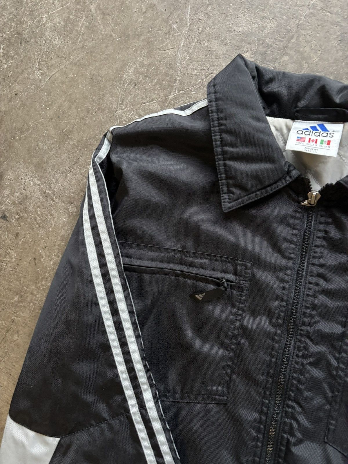 Adidas Vintage Adidas Puffer Jacket Size US L / EU 52-54 / 3 - 3 Thumbnail