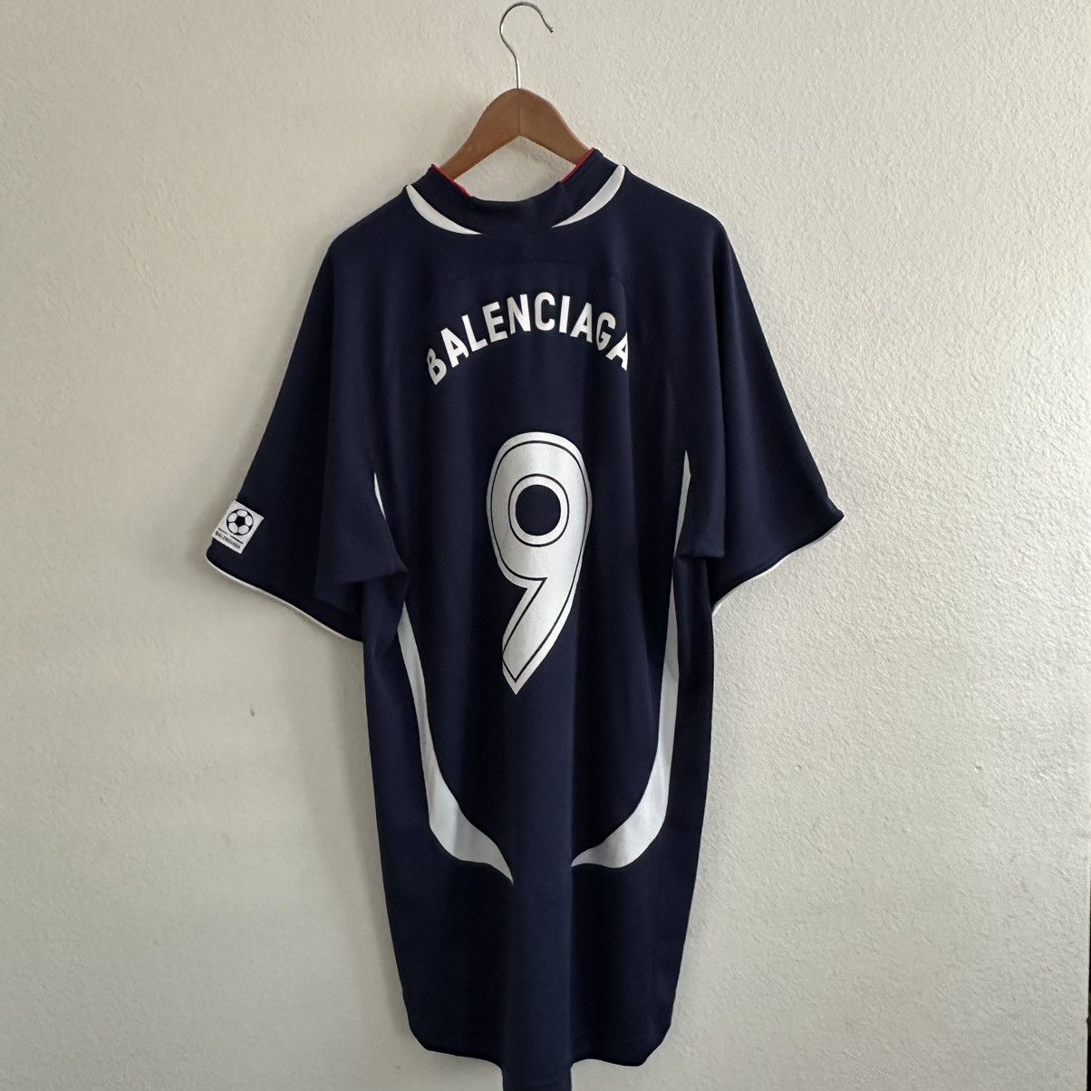 Balenciaga Soccer Jersey Size US S / EU 44-46 / 1 - 2 Thumbnail