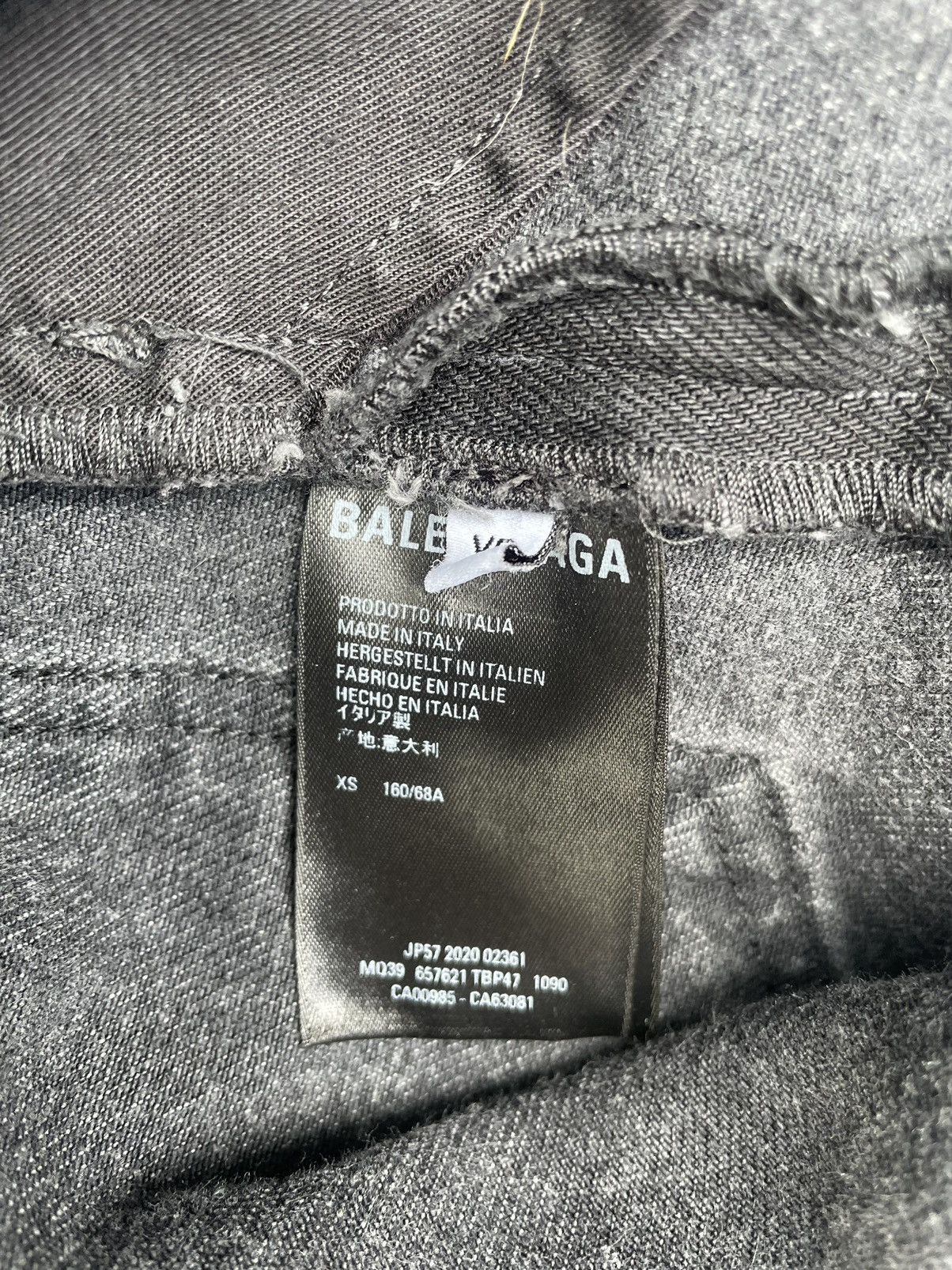 Balenciaga FW22 Lost Tape Oversized Denim Shorts Size US 33 - 5 Thumbnail