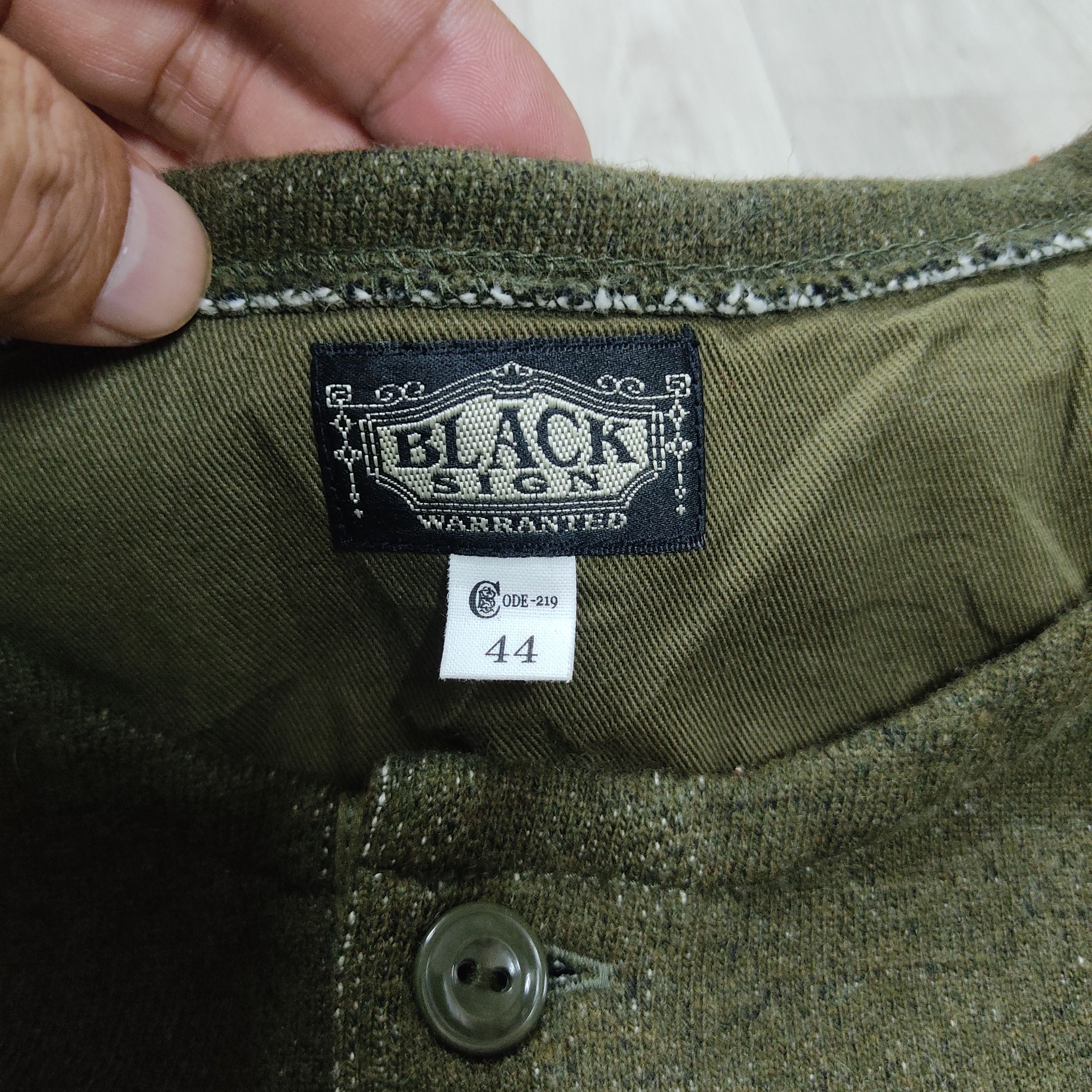BLACK SIGN BLACK SIGN Olive Cotton Wool Cashmere Henley Sweatshirt Size US L / EU 52-54 / 3 - 9 Thumbnail