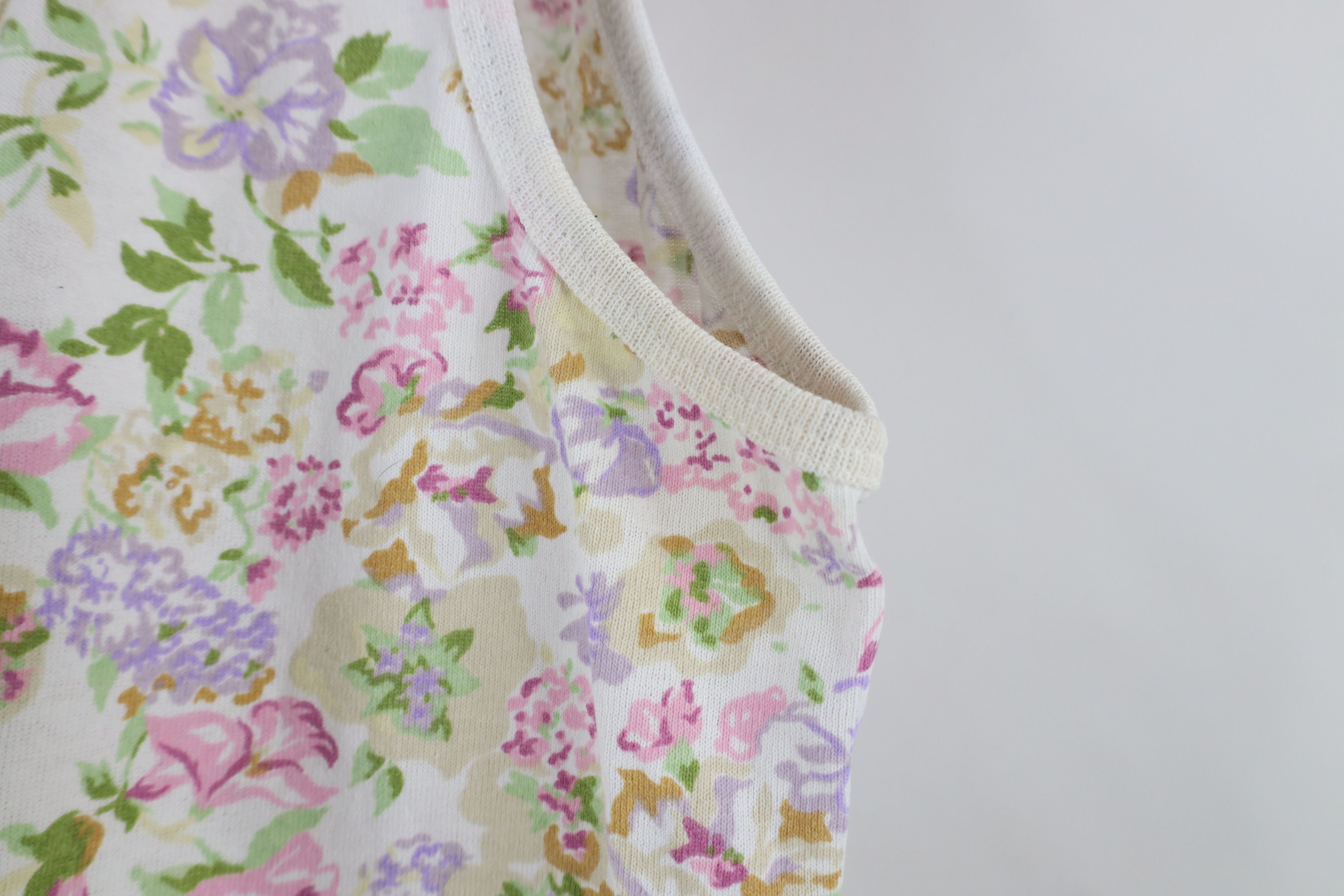 Vintage Vintage 90s Streetwear Floral Flower Tank Top T-Shirt USA Size L / US 10 / IT 46 - 5 Thumbnail
