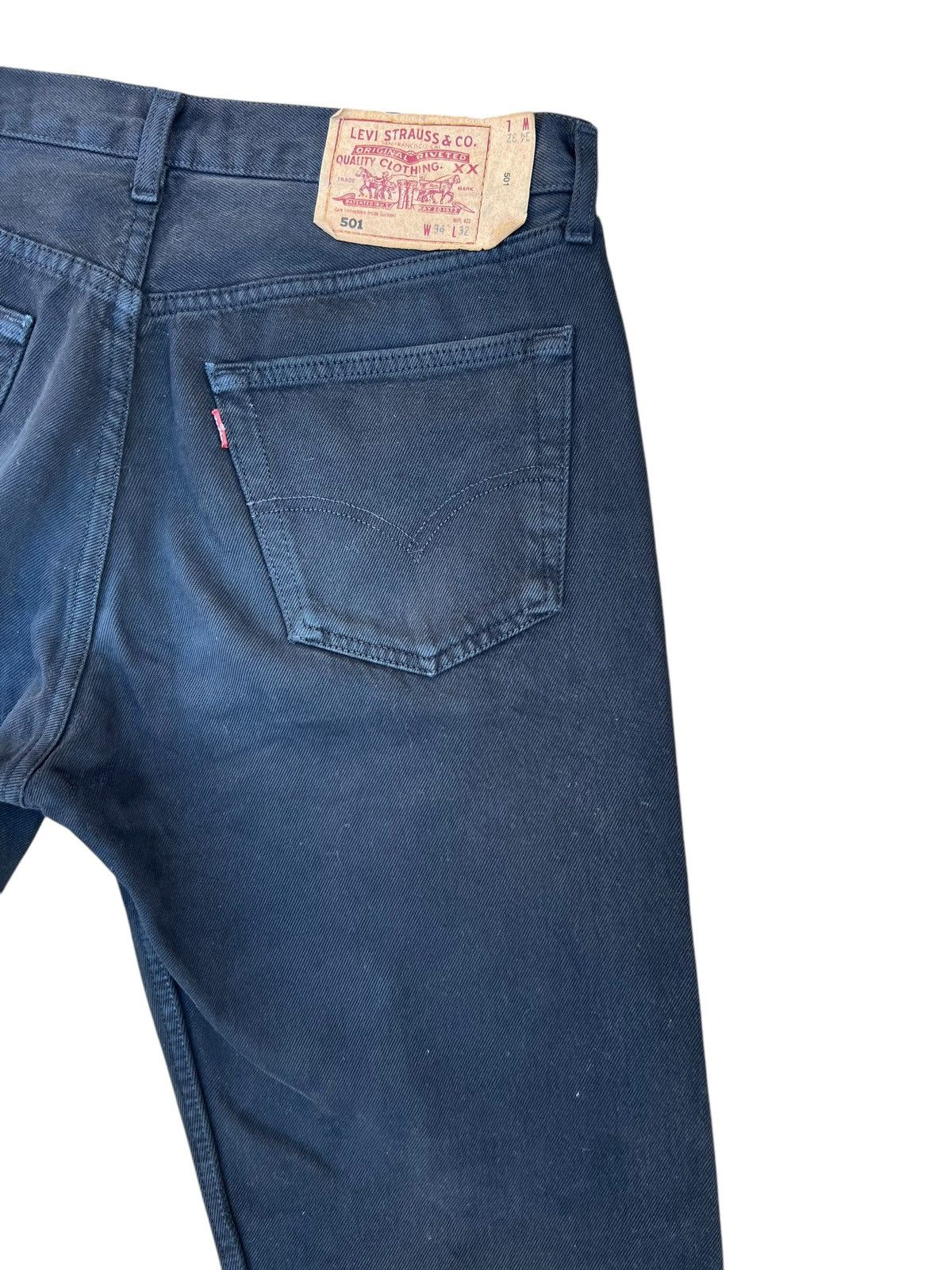 Levi's Vintage 2002 Levi’s 501 Sun Faded Black Denim Jeans Regular Size US 32 / EU 48 - 14 Thumbnail