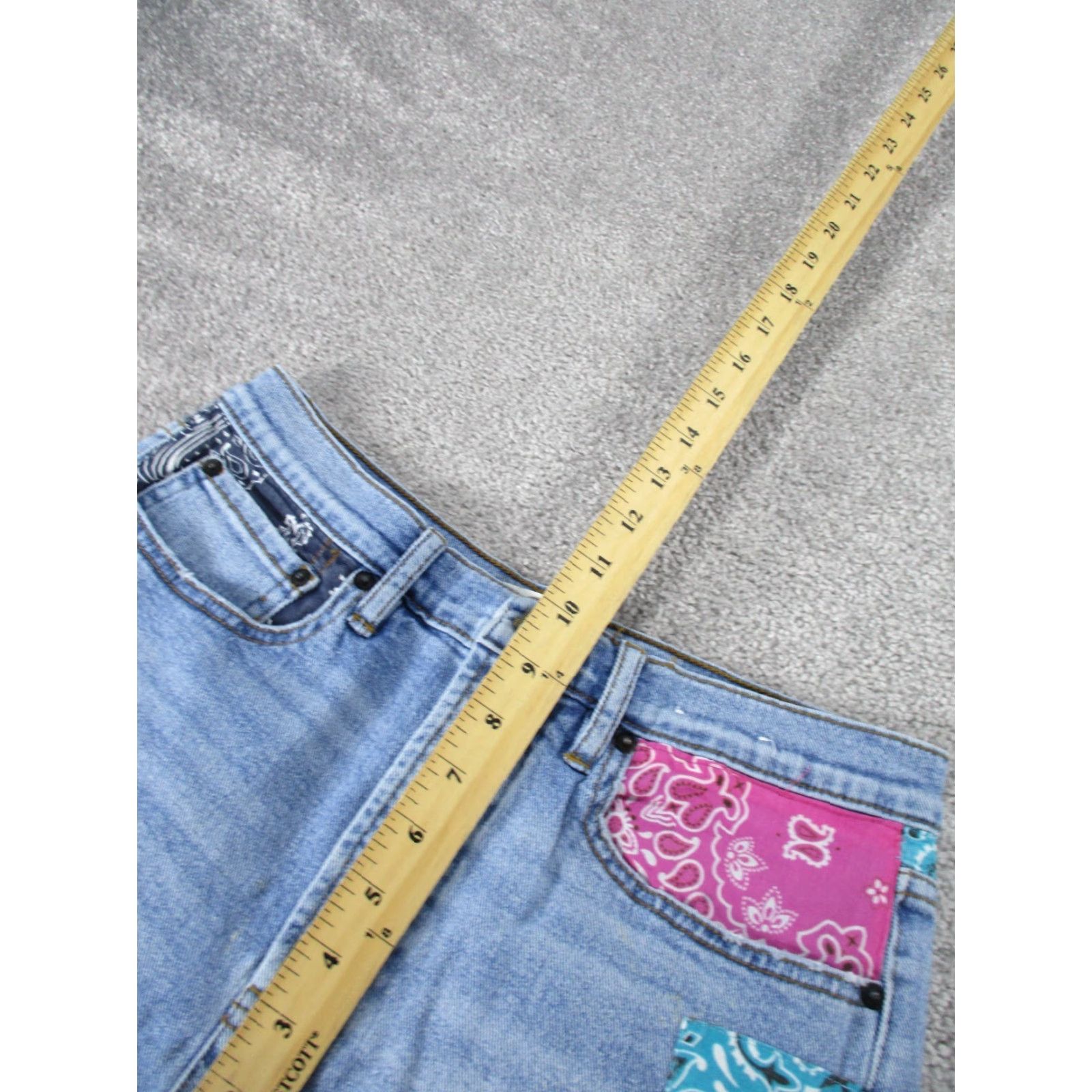 Jessica Simpson Jessica Simpson Shorts Women 28 Denim Patchwork Cut-Off Blue American Womens Size 28" / US 6 / IT 42 - 5 Thumbnail
