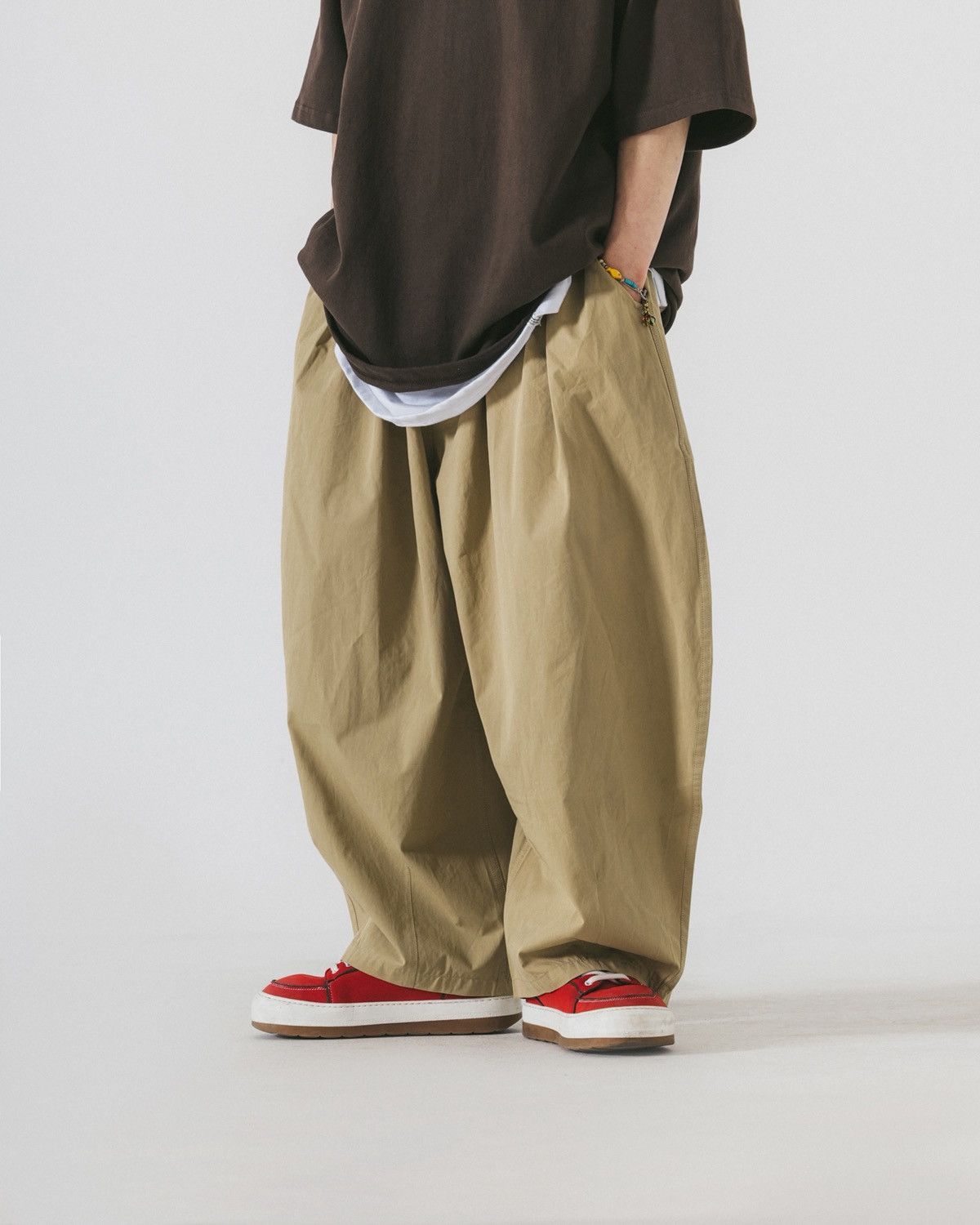 Yohji Yamamoto Travel Life & Comfort Heavyweight Twill Wide Balloon Pants Size US 34 / EU 50 - 7 Thumbnail