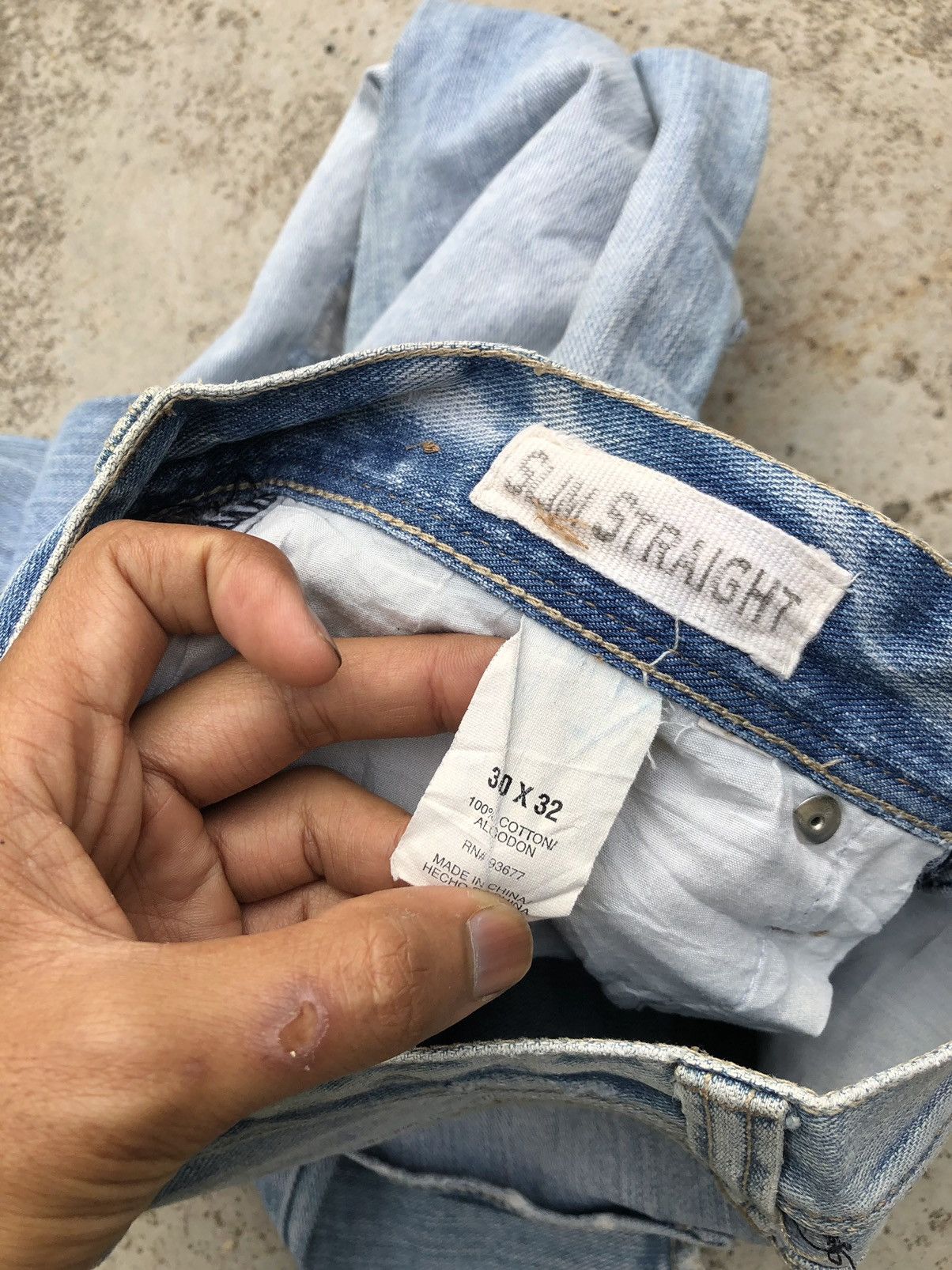 Vintage DISTRESSED DENIM BY ARIZONA JEANS Size US 30 / EU 46 - 4 Thumbnail