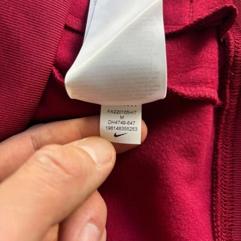 Nike NEW Qatar 2022-23 Nike Academy Pro top size M Size US M / EU 48-50 / 2 - 10 Thumbnail