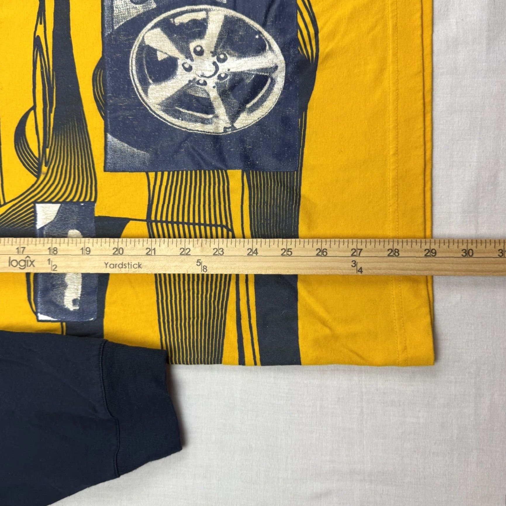 Vintage VINTAGE Car T Shirt Long Sleeve Adult Large Baggy Y2K Hipster Punk Grunge 90s Mens Size US L / EU 52-54 / 3 - 7 Thumbnail