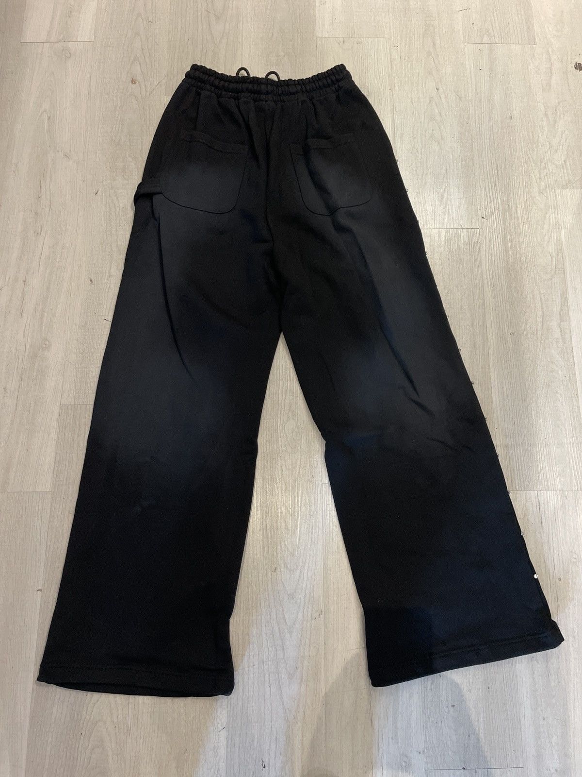 HMDD HMDD Studded Sweat Pant Black/Multi Medium Size US 32 / EU 48 - 2 Thumbnail