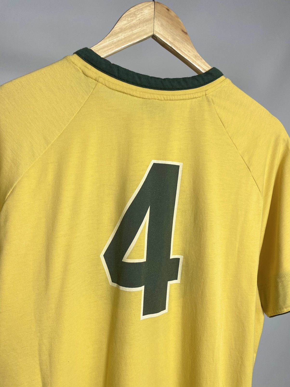 Nike Nike 🇧🇷 Vintage Oregon track yellow green jersey tee shirt Size US XL / EU 56 / 4 - 12 Thumbnail
