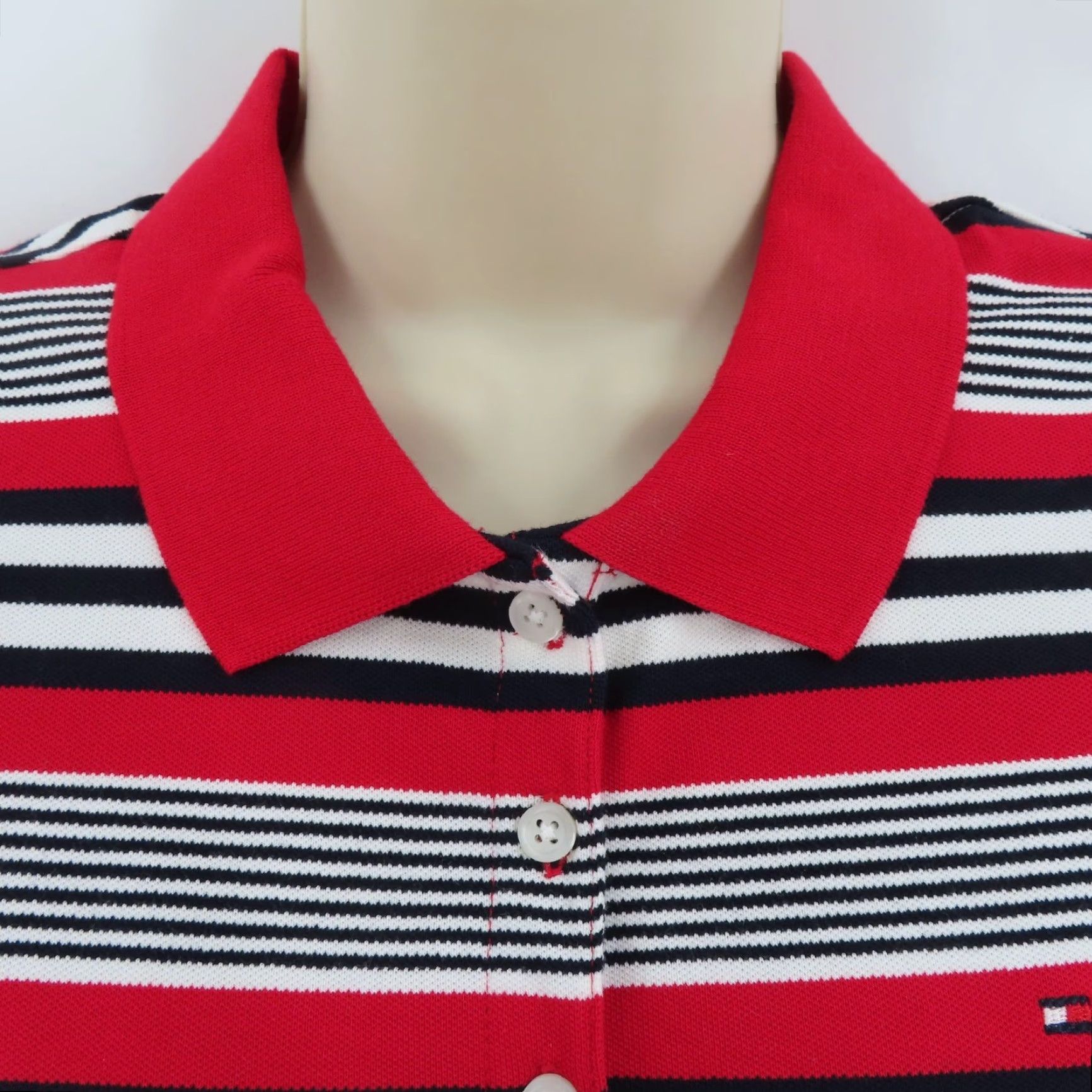 Tommy Hilfiger **Tommy Hilfiger Women Red Medium Collared Sleeveless Polo Shirt NEW** User: **Tommy Hilfiger Women Red Medium Collared Sleeveless Polo Shirt NEW** Size M / US 6-8 / IT 42-44 - 3 Thumbnail