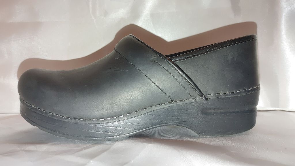 Dansko Dansko Professional Clog Size 38 Size US 8 / IT 38 - 2 Thumbnail