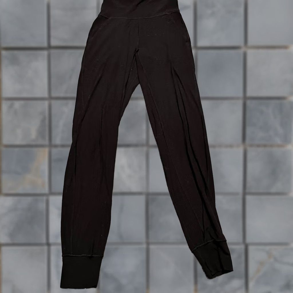 Lululemon Lululemon Pants Womens 2 Black Jogger Align High Rise W5DH6S Hulu Pockets Size 26" / US 2 / IT 38 - 1 Thumbnail