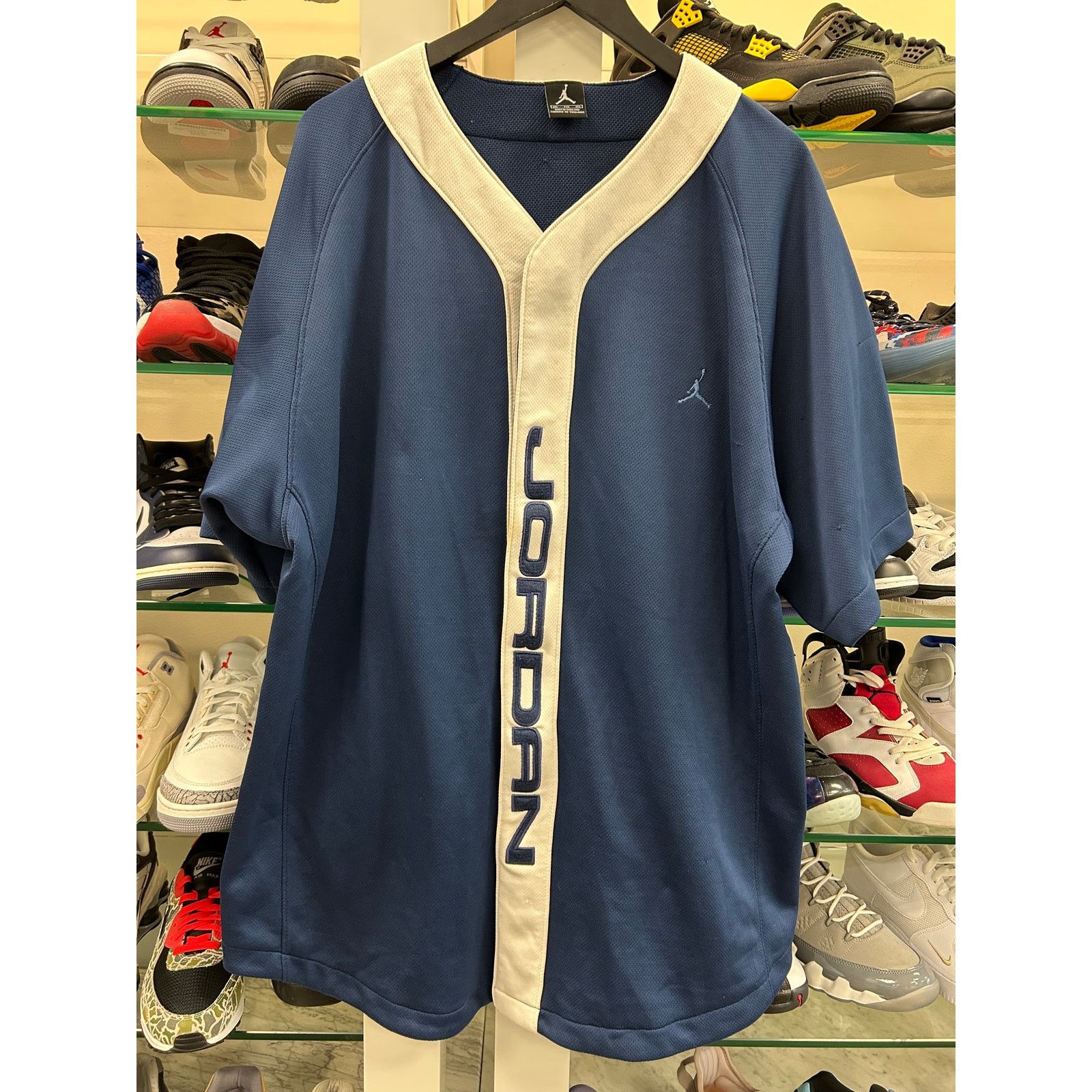 Jordan Brand vintage Jordan Brand V-neck jersey warm-up top XXL 2XL B12 Size US XXL / EU 58 / 5 - 1 Thumbnail